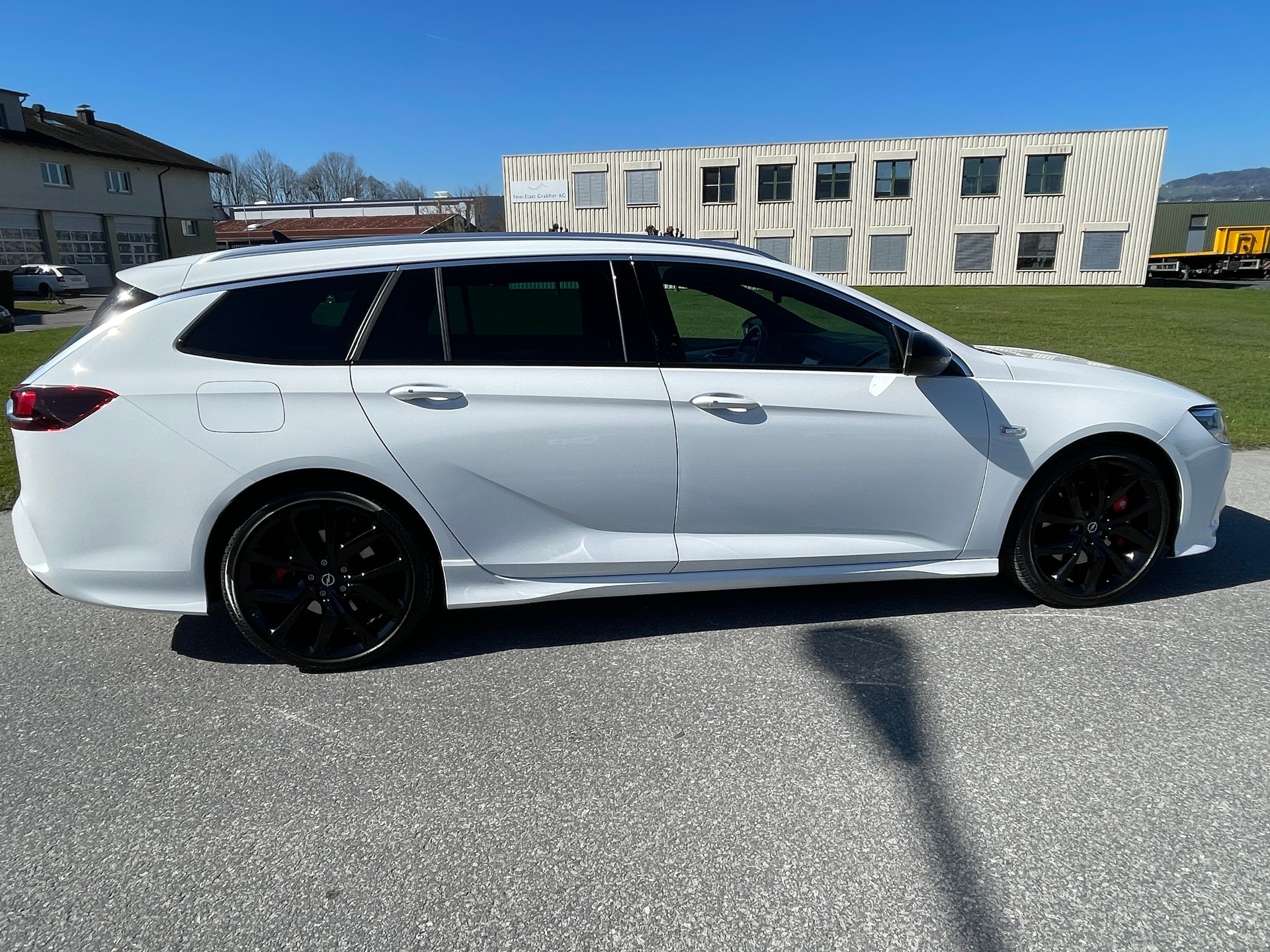 OPEL Insignia 2.0 T Sports Tourer GSi Automatic-image-7