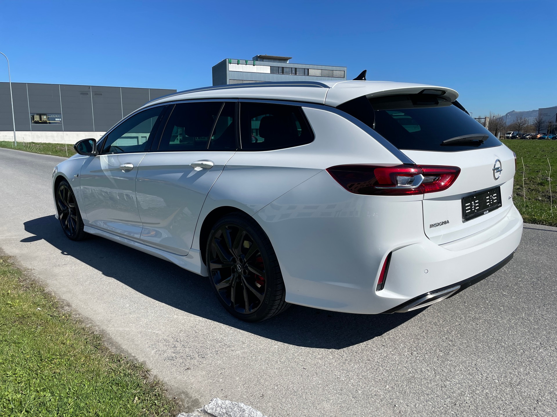 OPEL Insignia 2.0 T Sports Tourer GSi Automatic-image-4