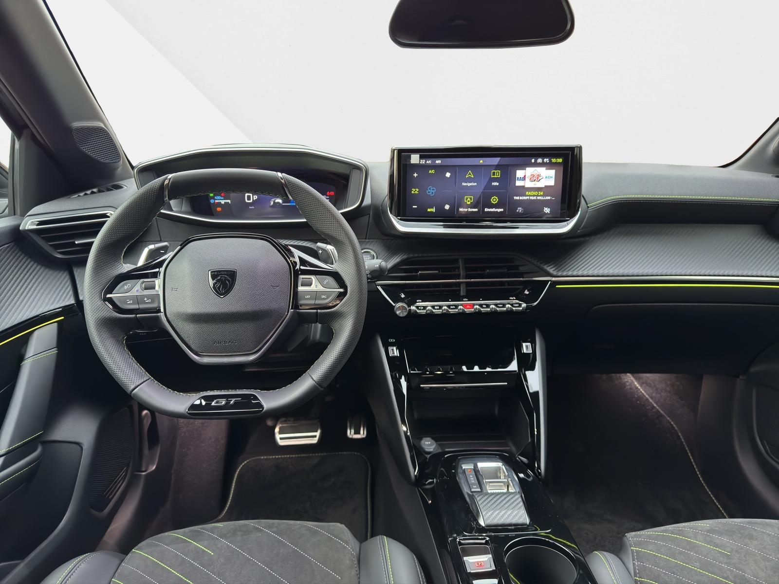 PEUGEOT 208 GT 1.2 Hybrid 145-image-11