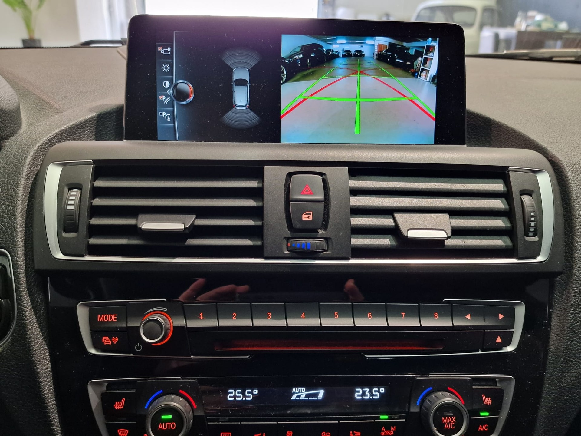 BMW 120d xDrive M Sport Steptronic-image-10