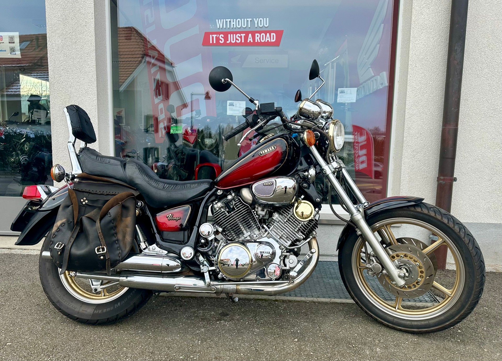 YAMAHA XV 1100 Virago