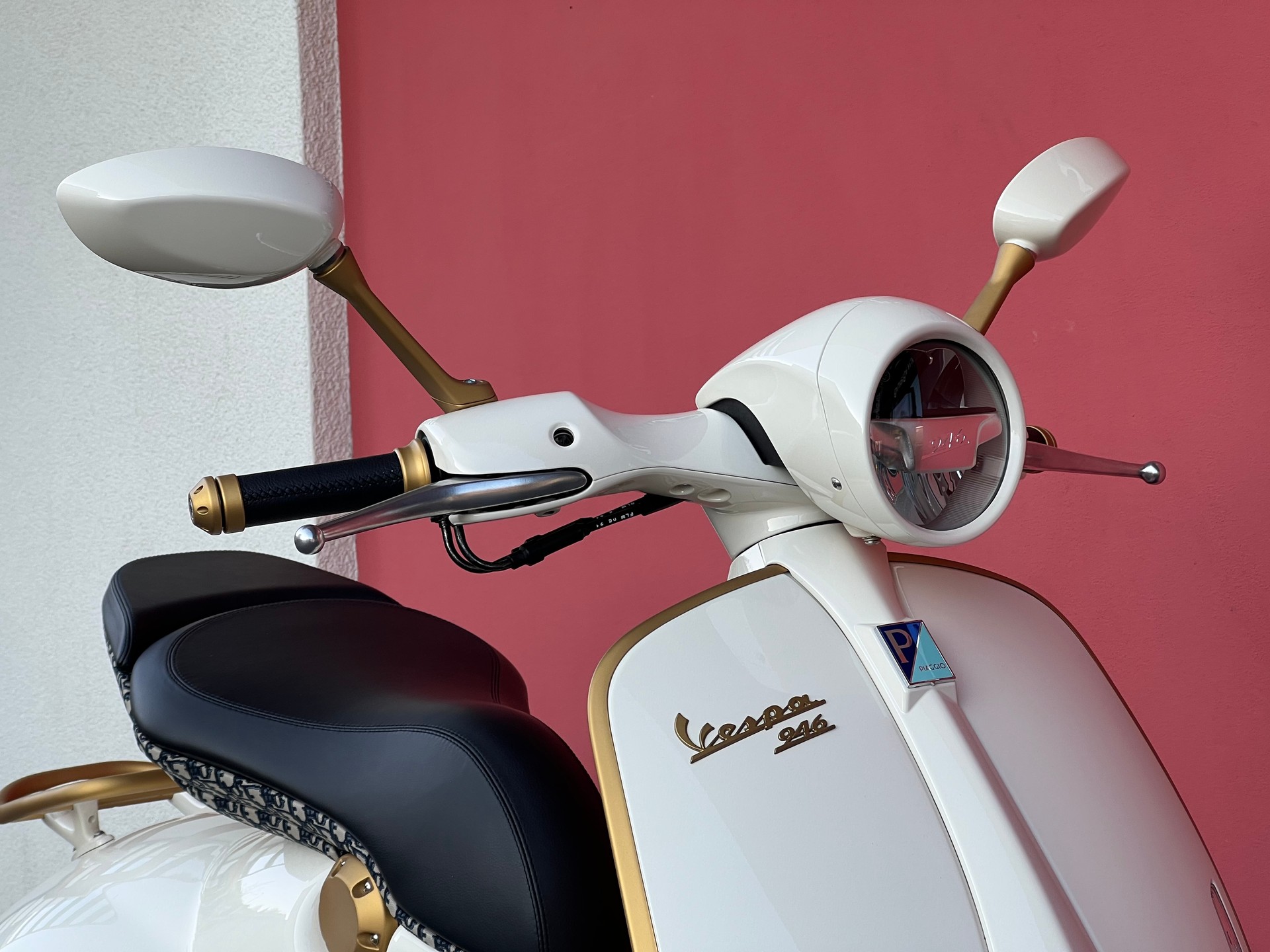 PIAGGIO Vespa 946 CHRISTIAN DIOR-image-10