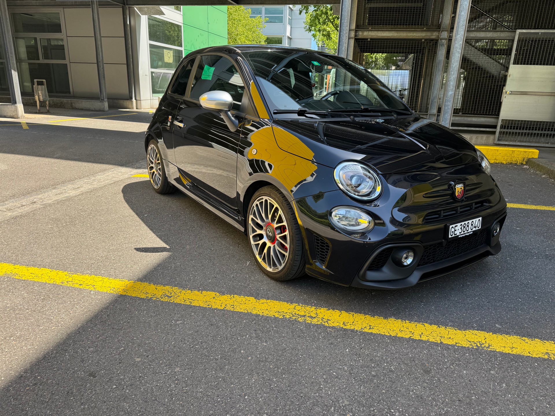 FIAT 595 1.4 16V Turbo Abarth Turismo-image-0