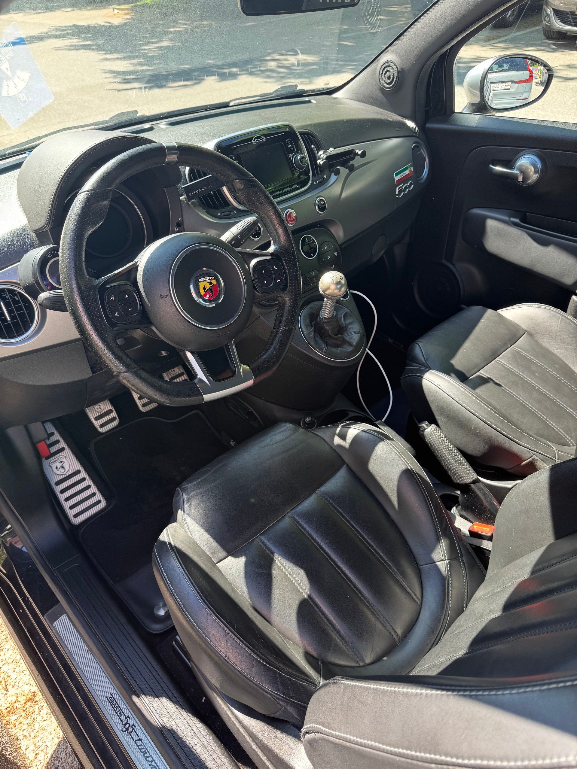 FIAT 595 1.4 16V Turbo Abarth Turismo-image-4