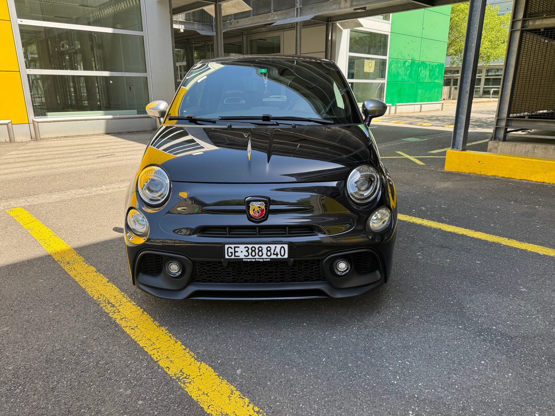FIAT 595 1.4 16V Turbo Abarth Turismo-image-1