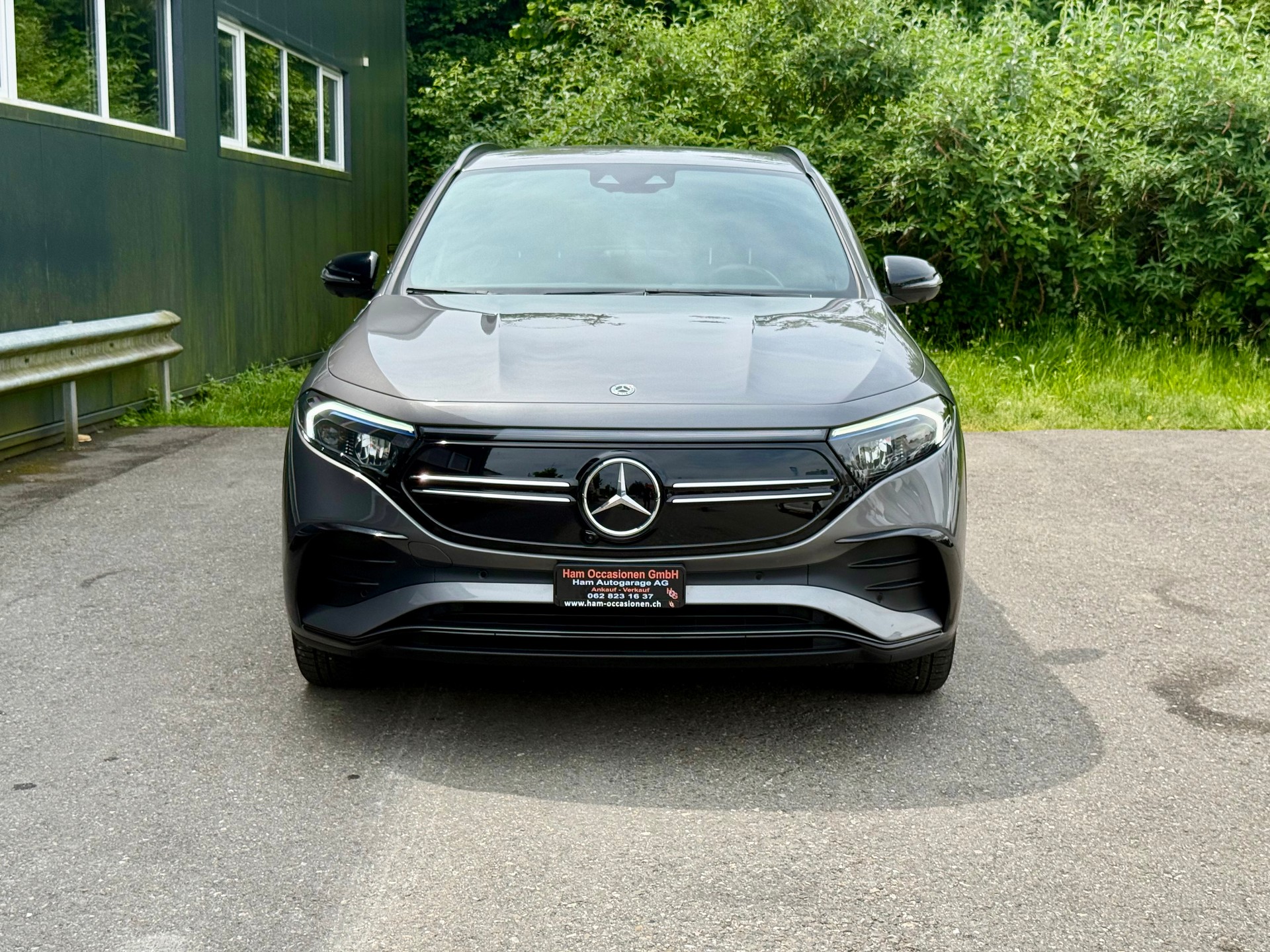 MERCEDES-BENZ EQA 350 AMG Line 4Matic-image-0