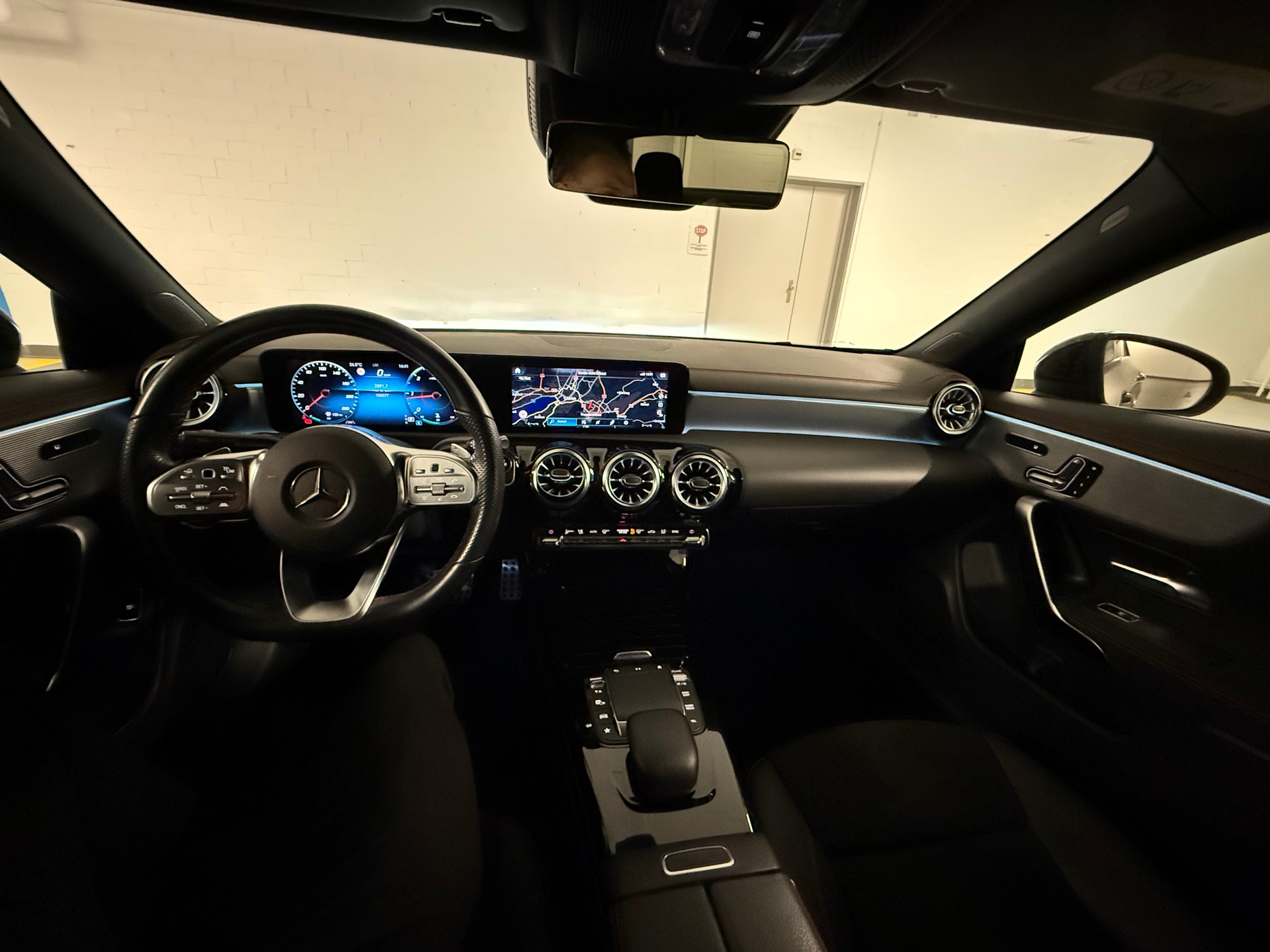MERCEDES-BENZ CLA 220 d 4Matic AMG Line 8G-DCT-image-5