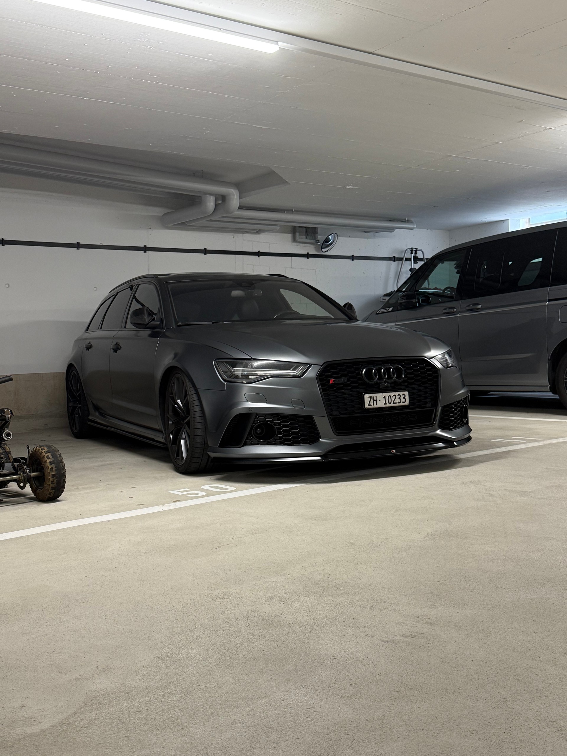 AUDI RS6 Avant 4.0 TFSI V8 performance quattro-image-0