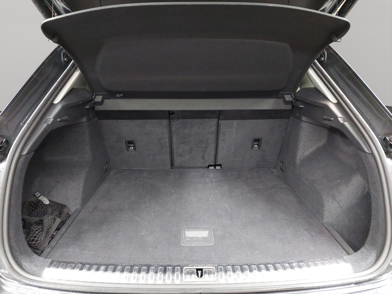 AUDI Q3 35 TDI S line quattro S-tronic-image-10