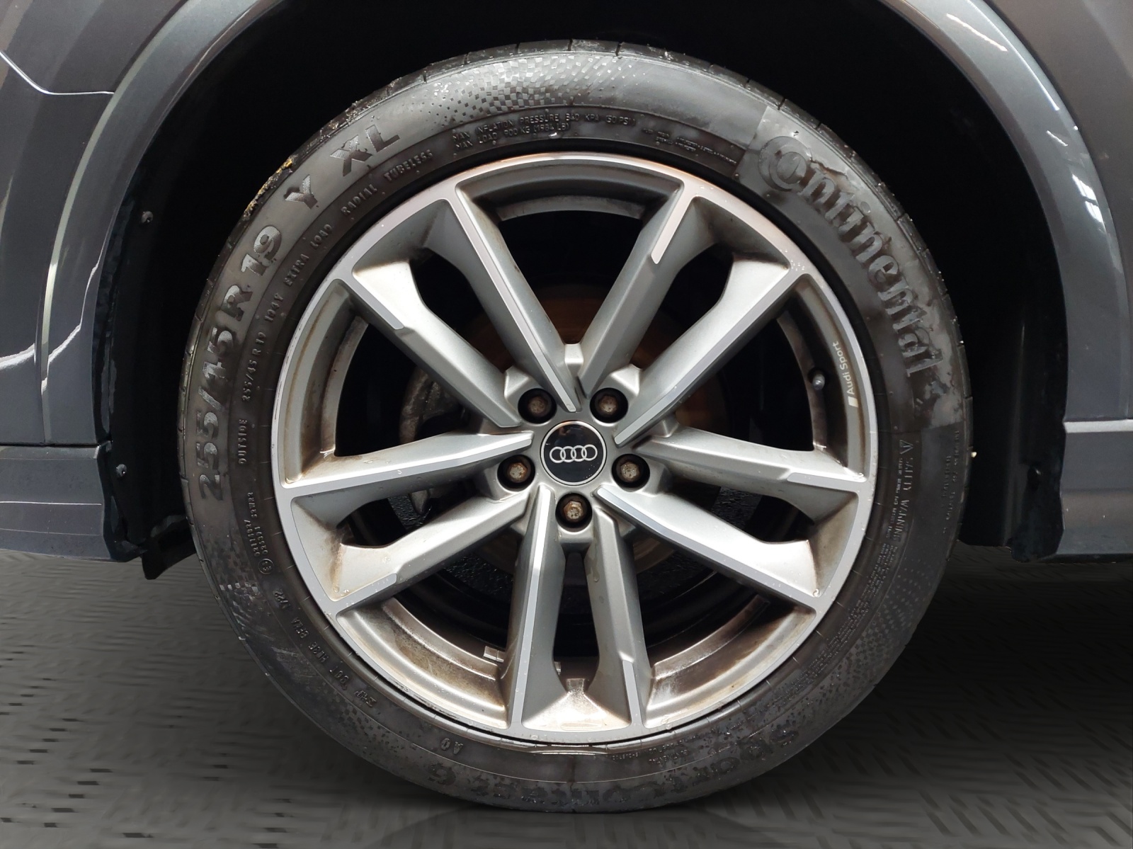 AUDI Q3 35 TDI S line quattro S-tronic-image-11