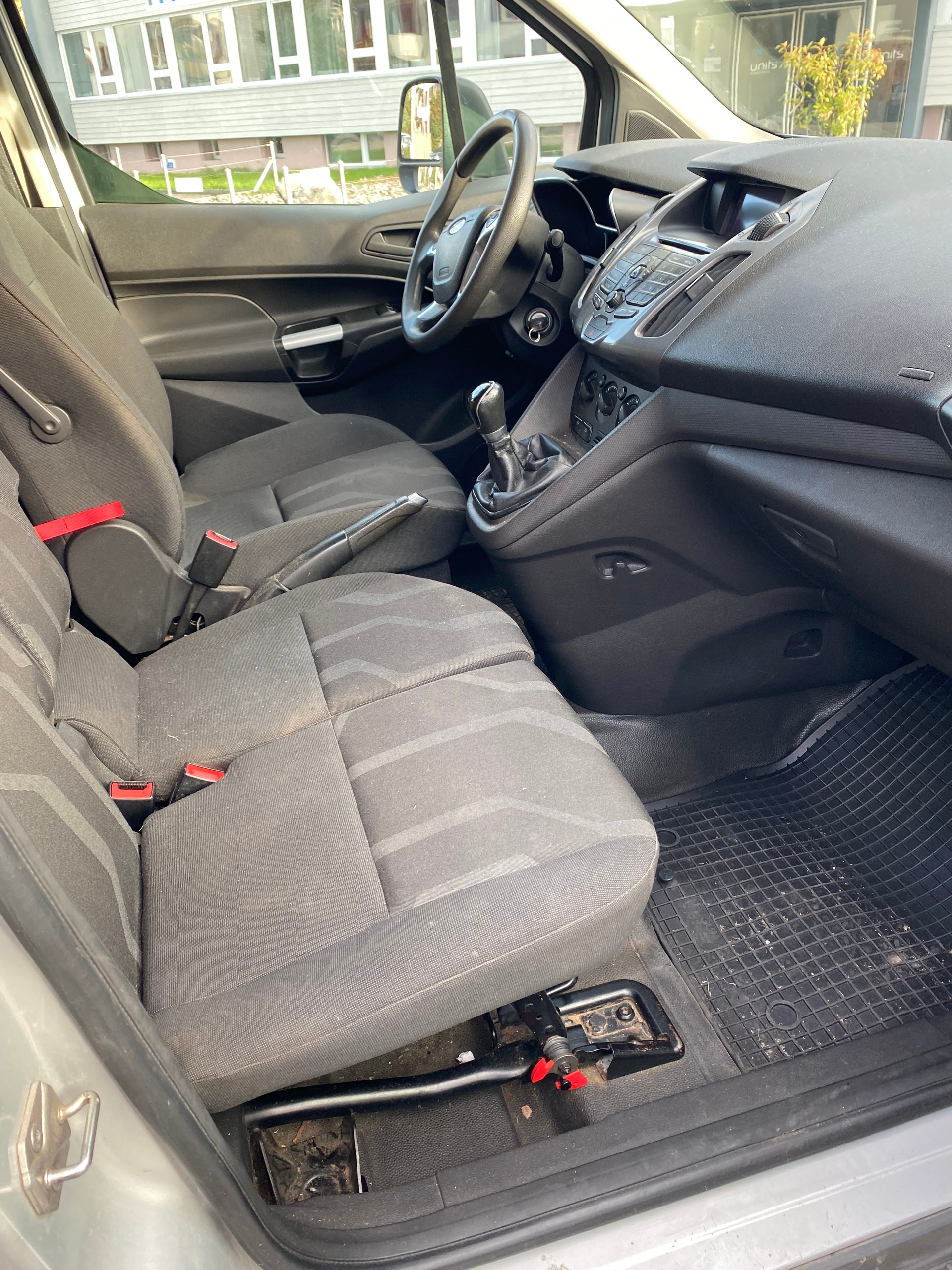 FORD Transit Connect Van T200 1.6 TDCi Trend-image-9