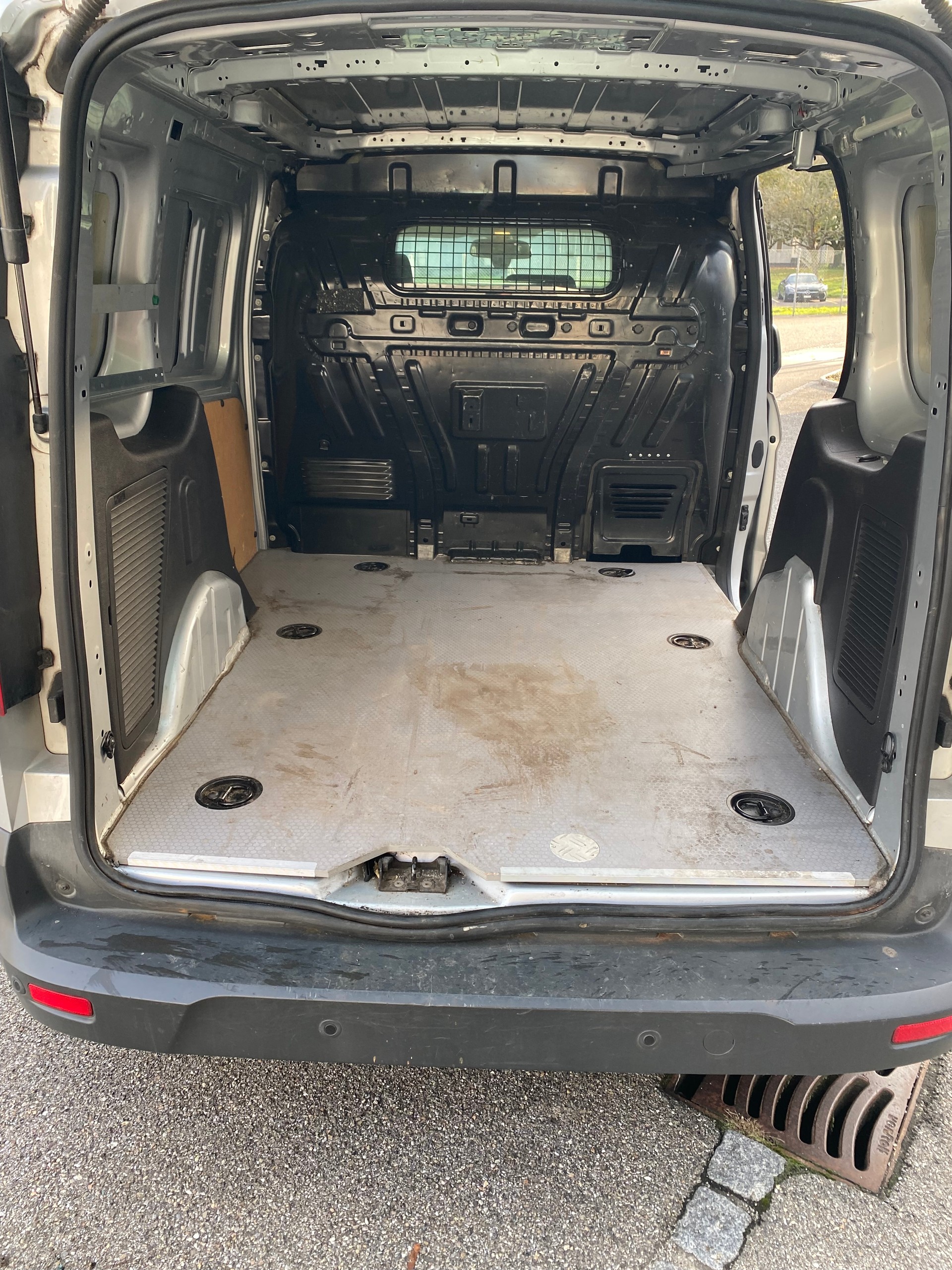 FORD Transit Connect Van T200 1.6 TDCi Trend-image-8