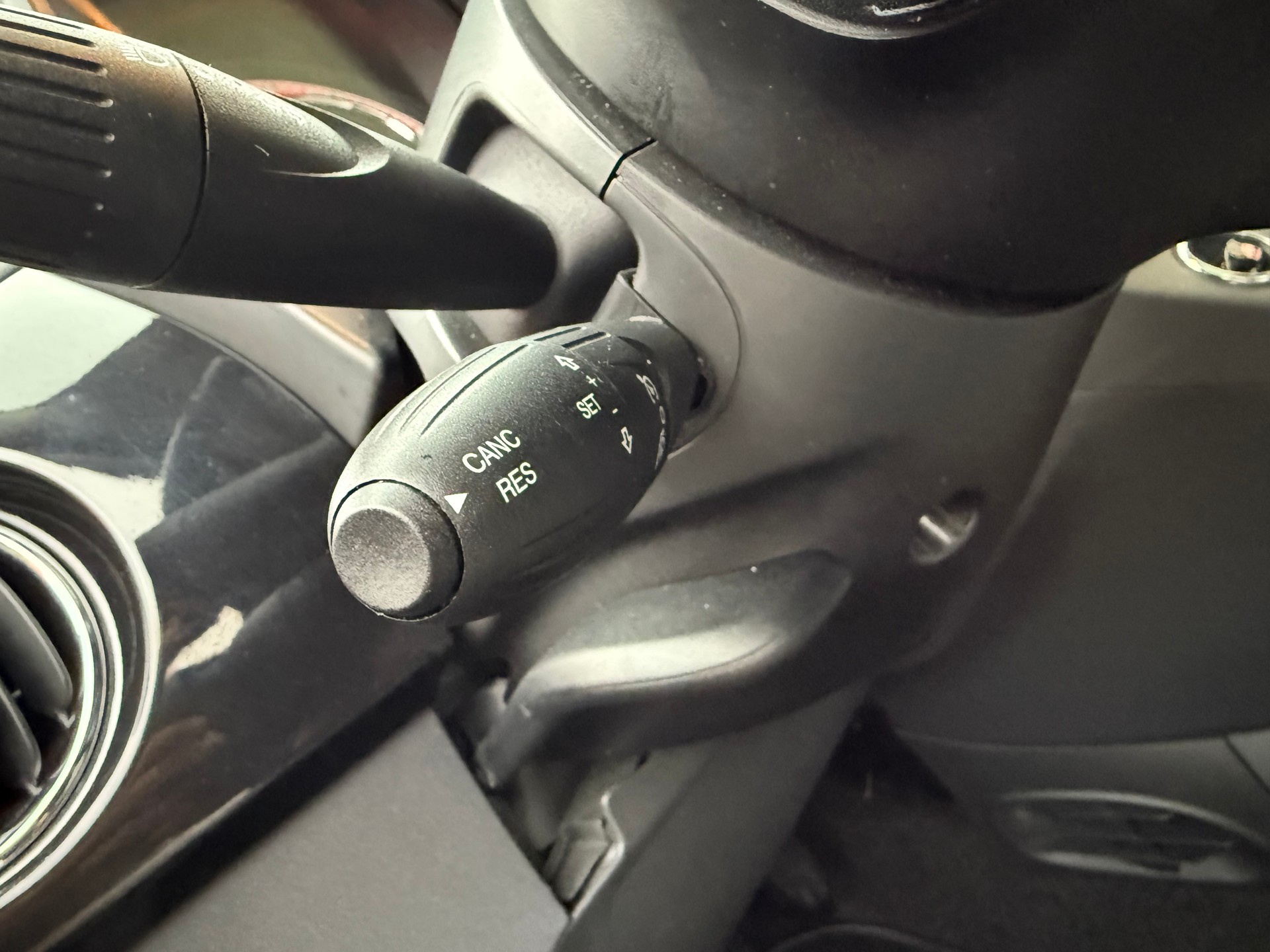 FIAT 500 0.9 Twinair Turbo Lounge-image-9