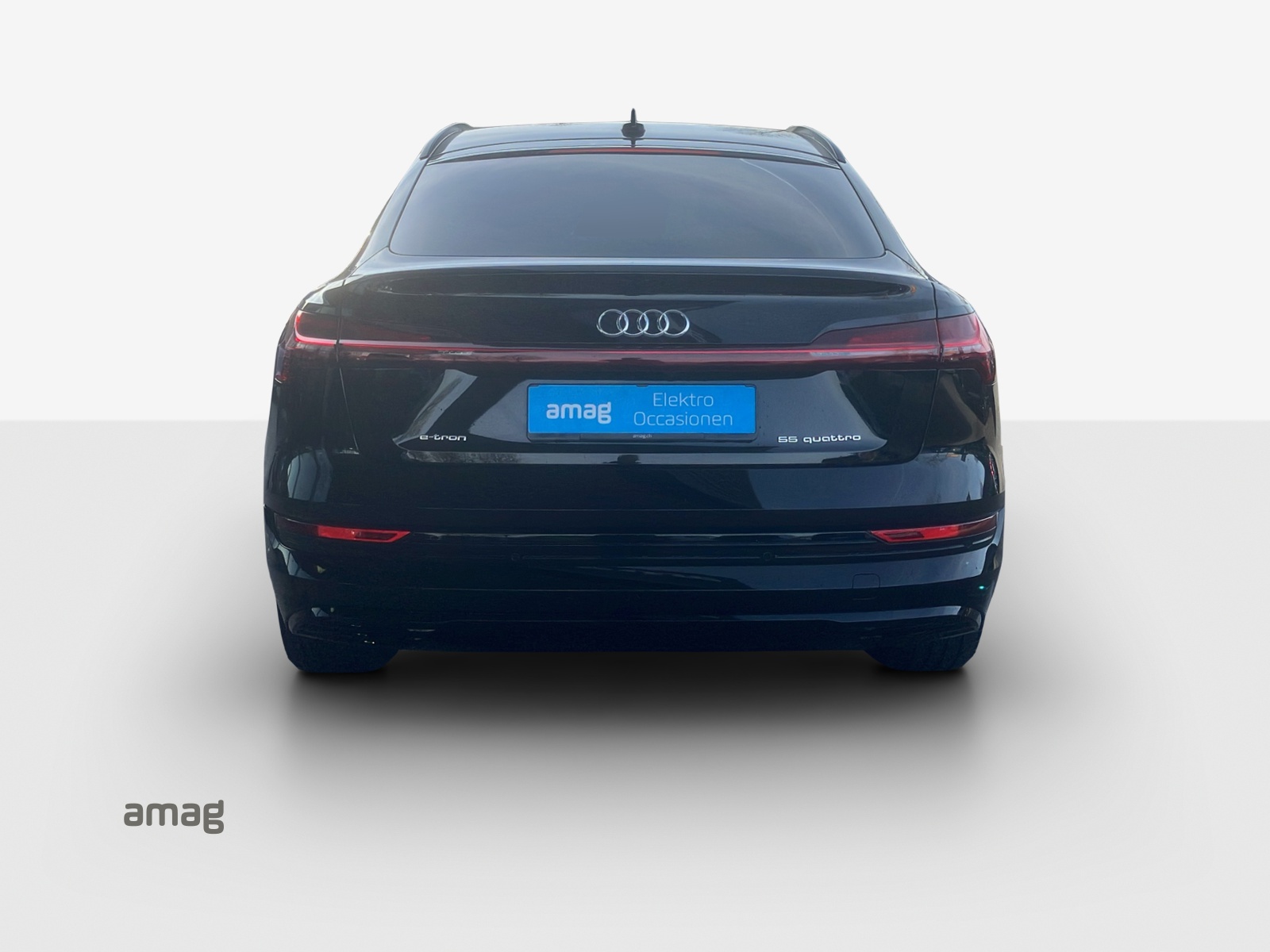 AUDI e-tron 55 Sportback Advanced Black Edition quattro-image-4