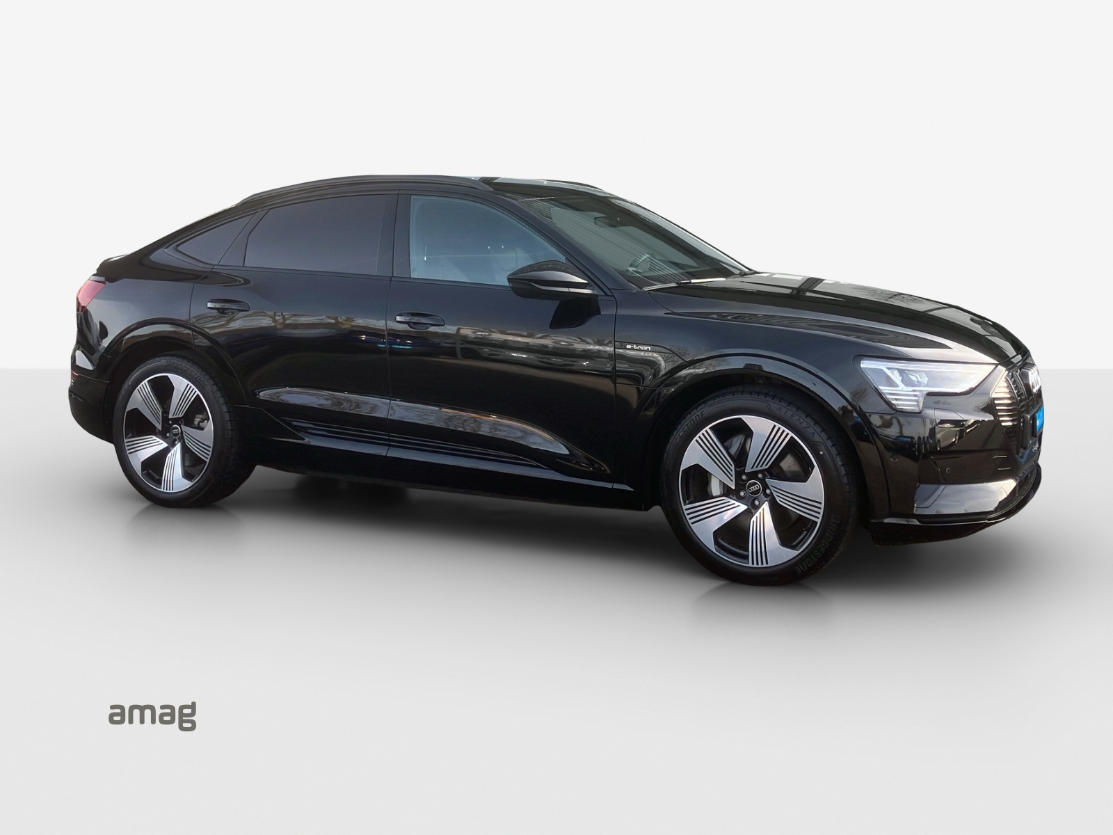 AUDI e-tron 55 Sportback Advanced Black Edition quattro-image-6