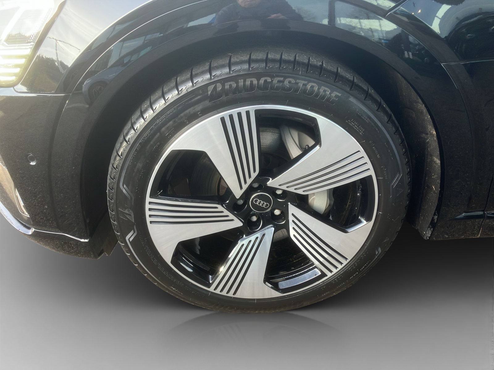 AUDI e-tron 55 Sportback Advanced Black Edition quattro-image-14