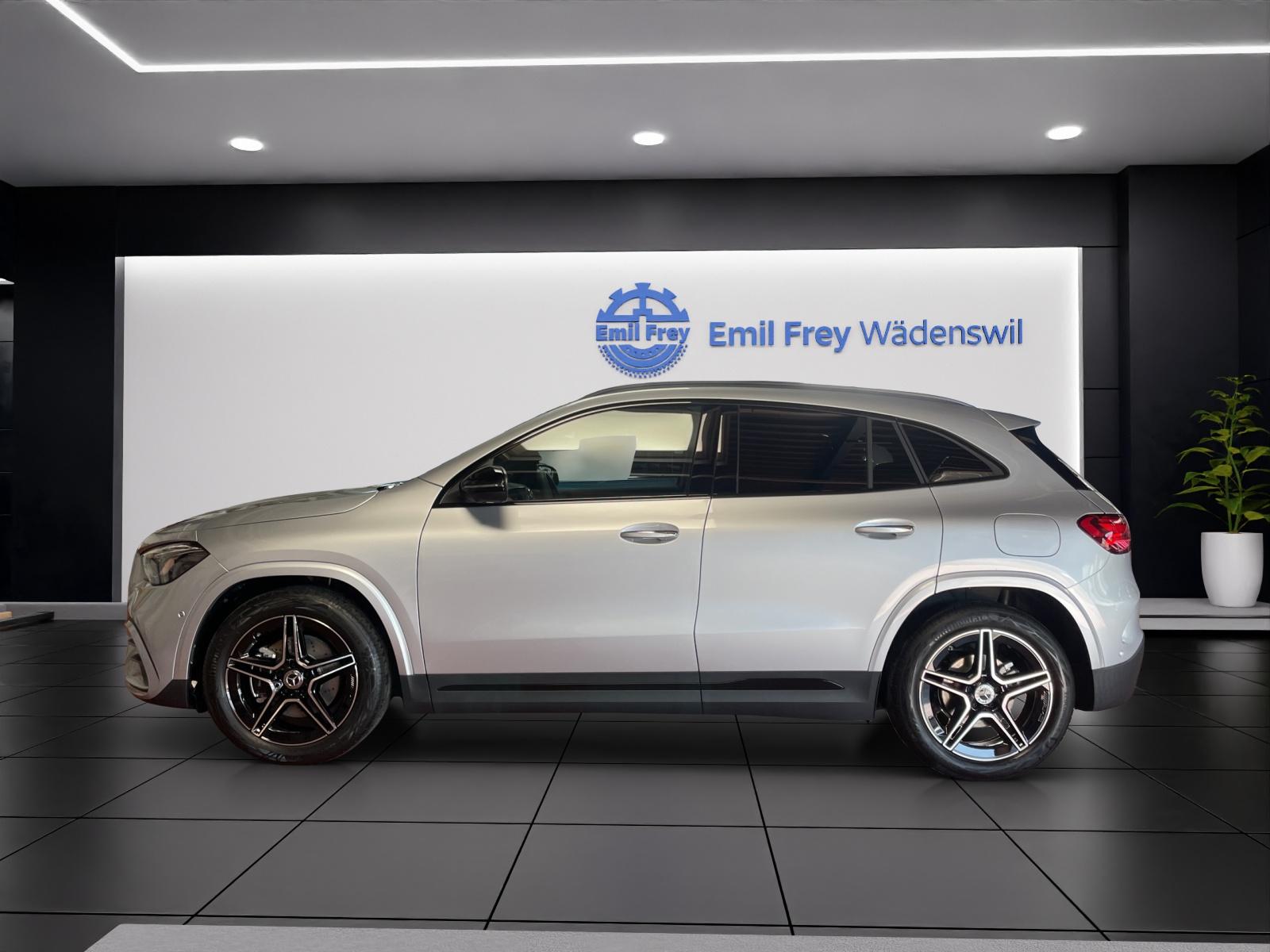 MERCEDES-BENZ GLA 200 Night Star AMG Line-image-1