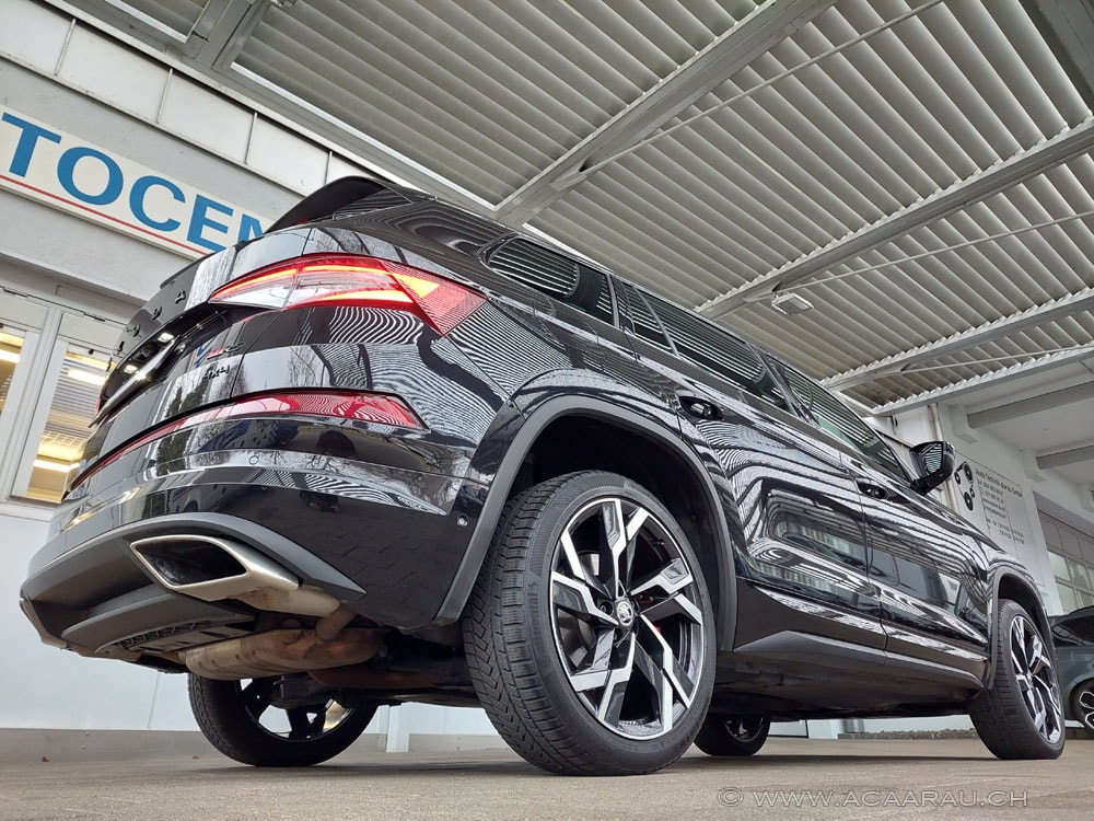 SKODA Kodiaq 2.0 TSI 4x4 RS 7-Plätzer / Video : https://youtu.be/xW0XD0UxPgQ / Bilder : https://youtu.be/pssQeoh8Sw0-showroom-element-2