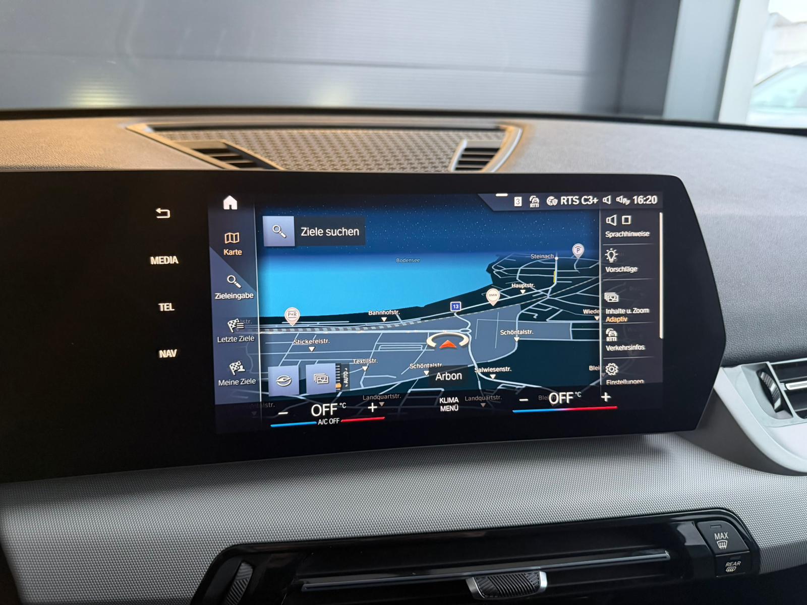 BMW X1 23i xDrive-image-16