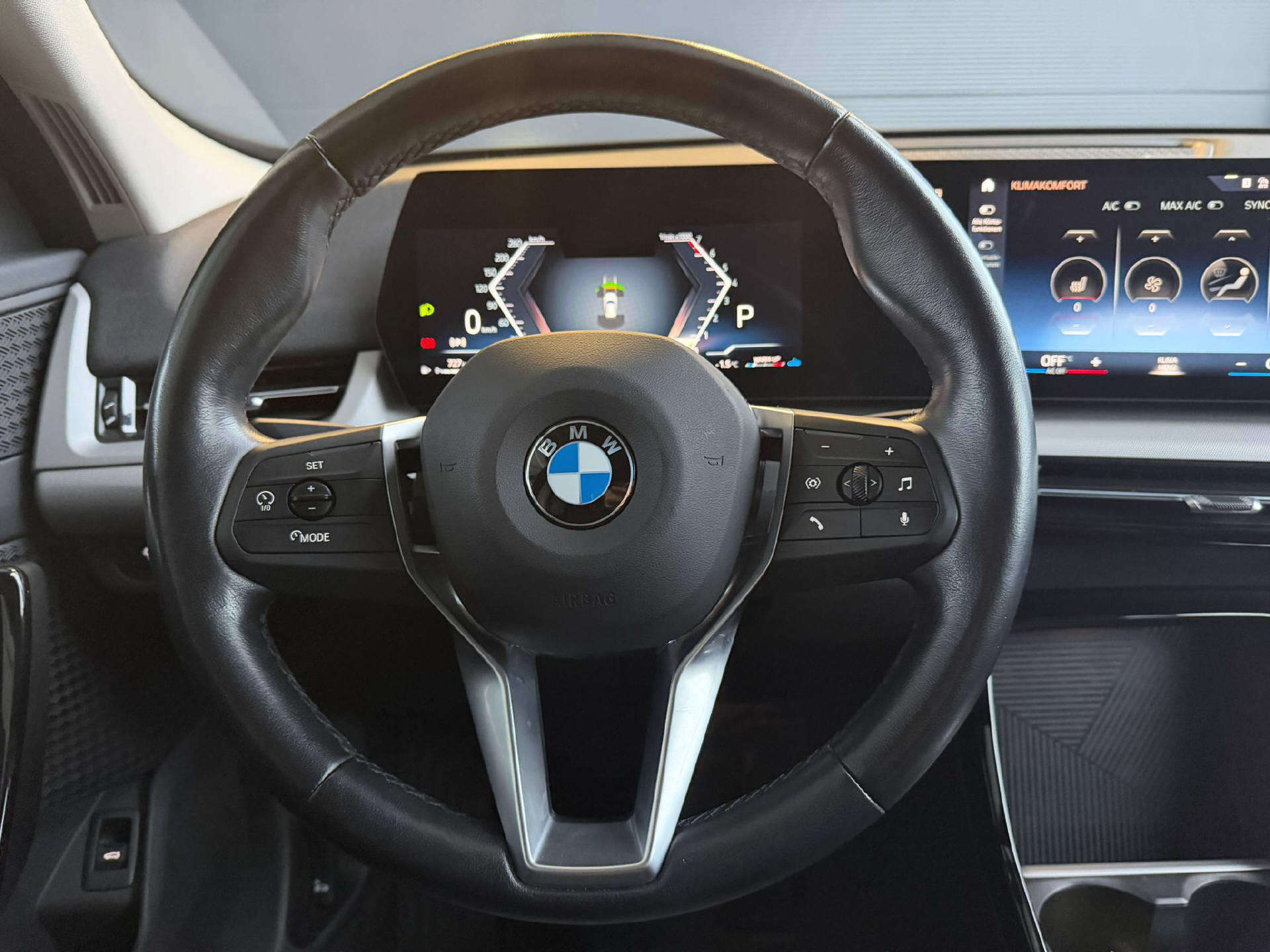 BMW X1 23i xDrive-image-7
