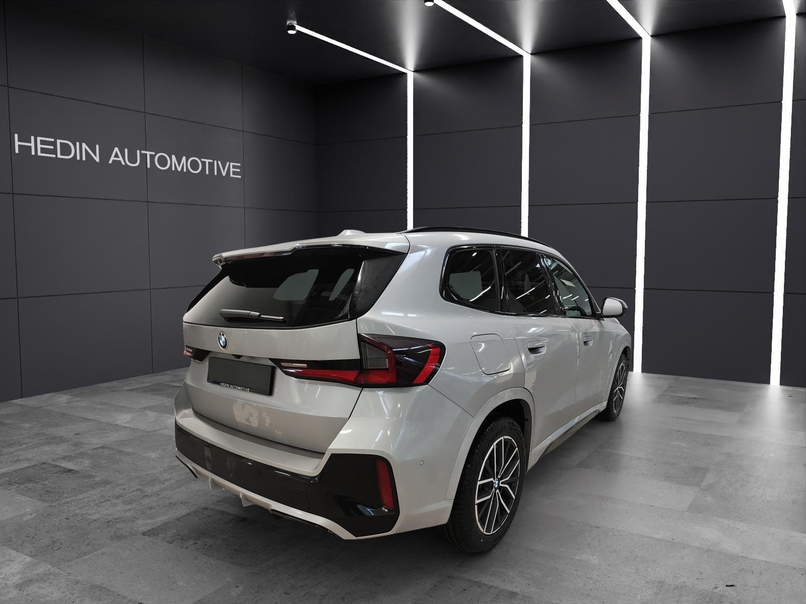 BMW X1 23d xDrive paddles-image-17