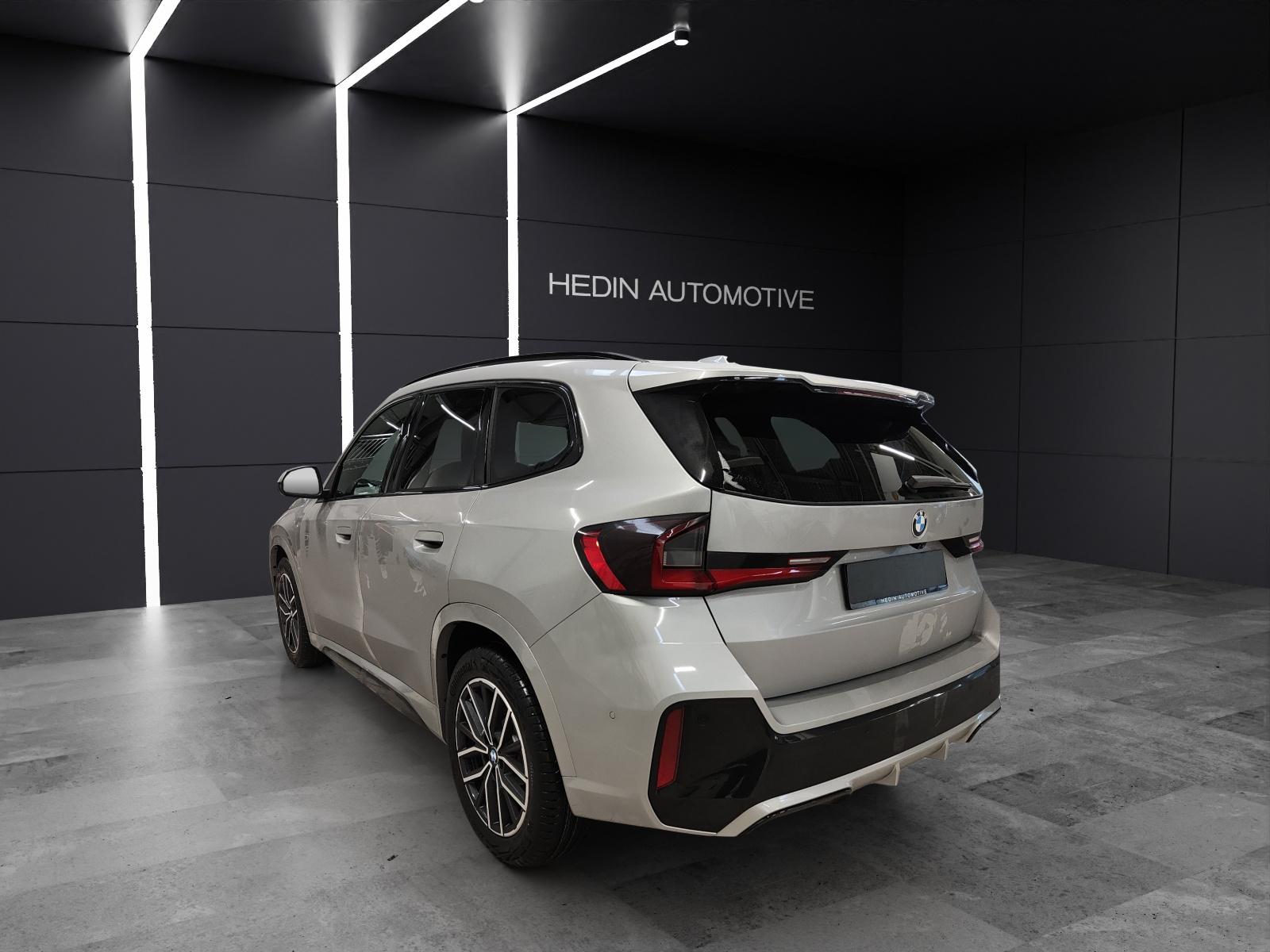 BMW X1 23d xDrive paddles-image-2