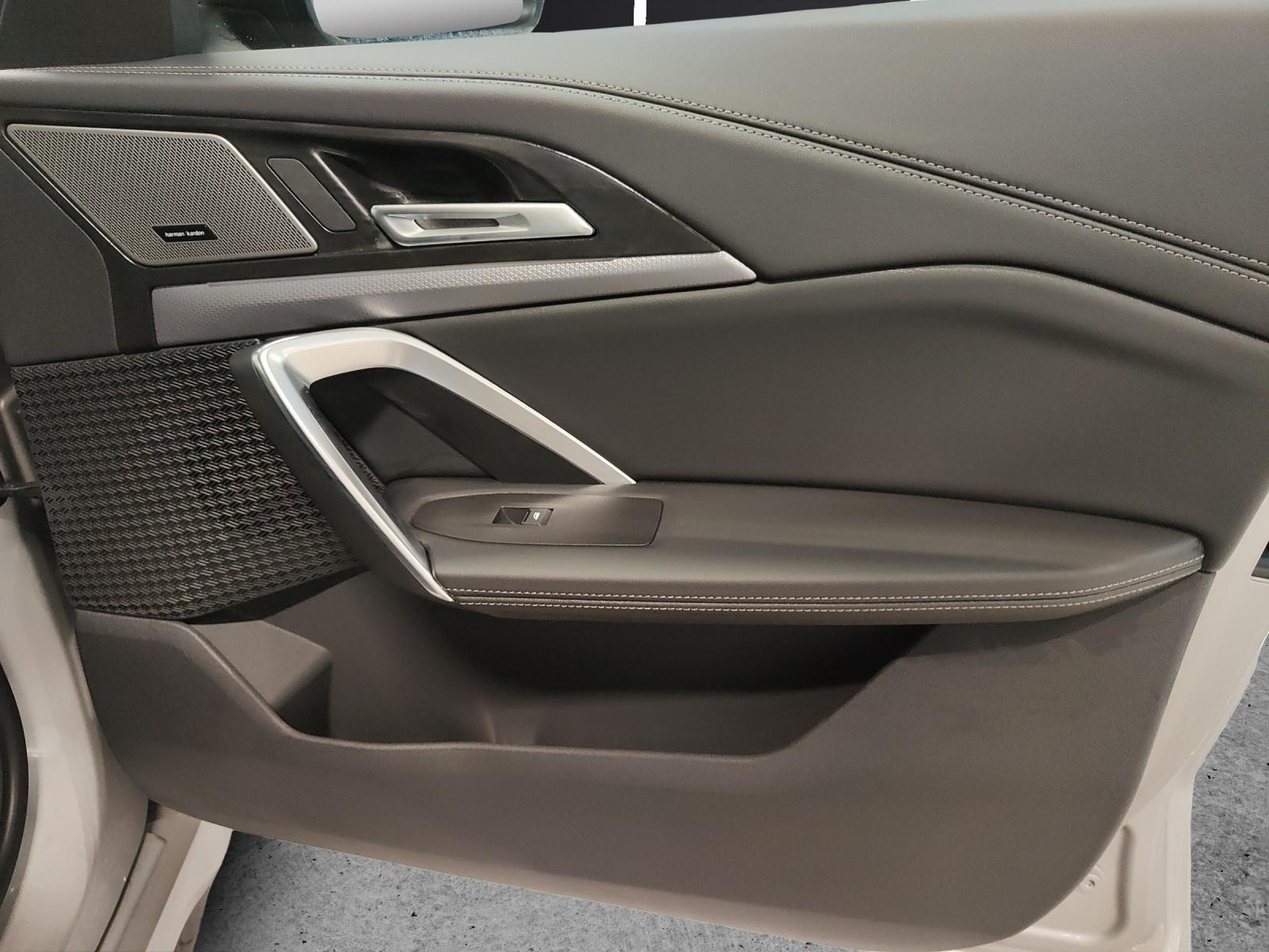 BMW X1 23d xDrive paddles-image-20