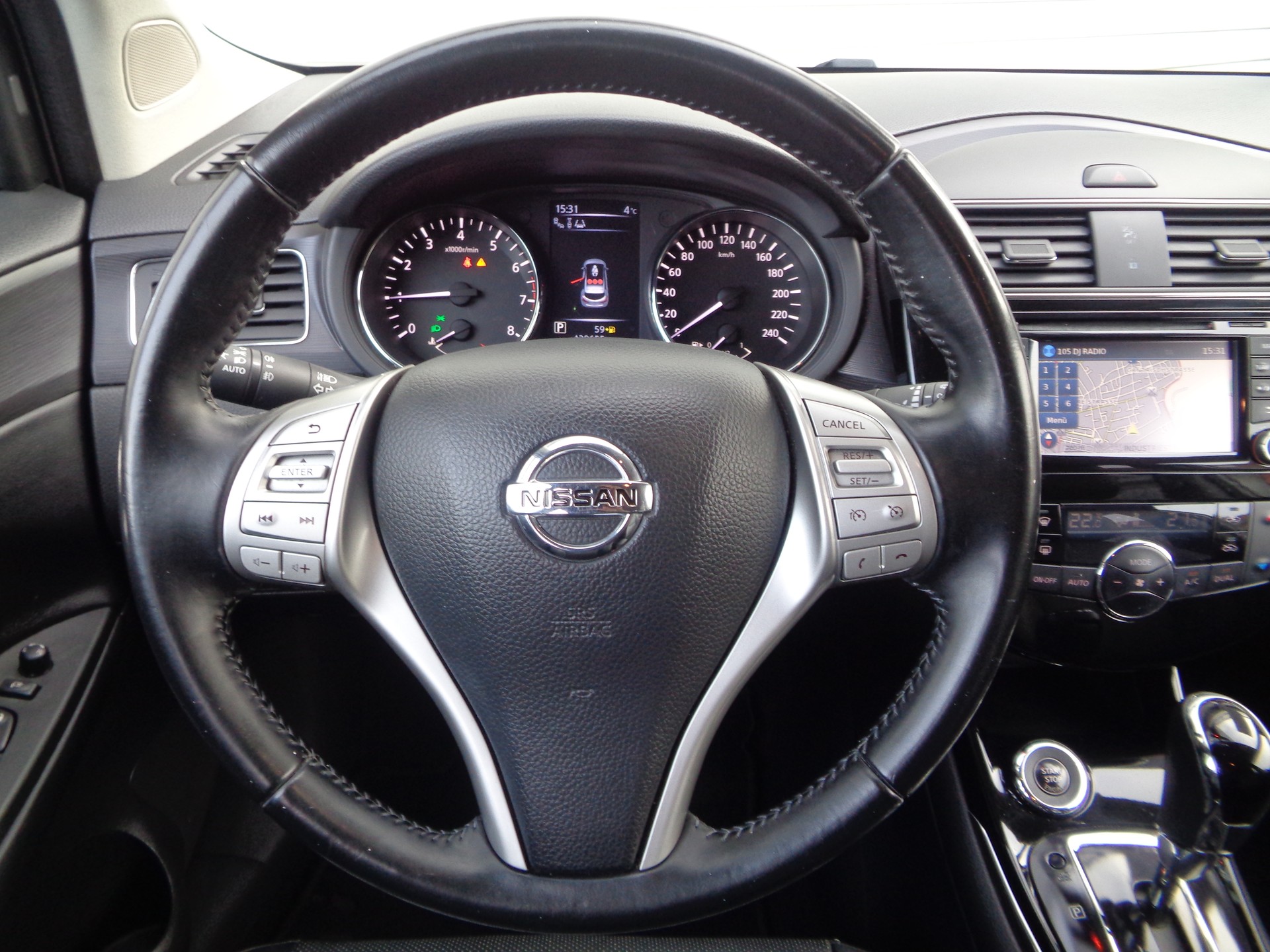 NISSAN Pulsar 1.2 DIG-T tekna Xtronic CVT-image-11