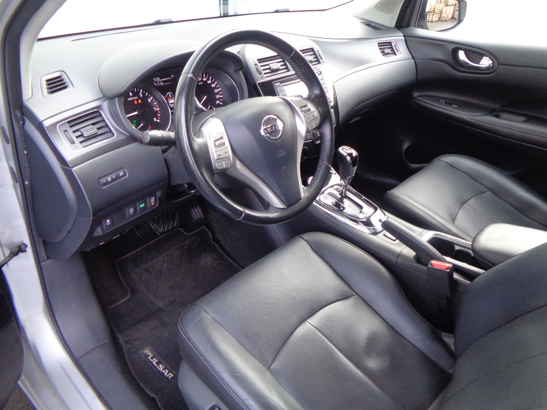 NISSAN Pulsar 1.2 DIG-T tekna Xtronic CVT-image-1