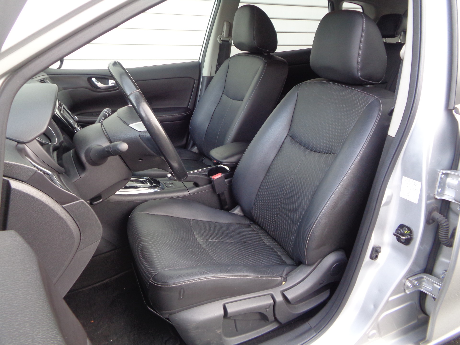 NISSAN Pulsar 1.2 DIG-T tekna Xtronic CVT-image-5