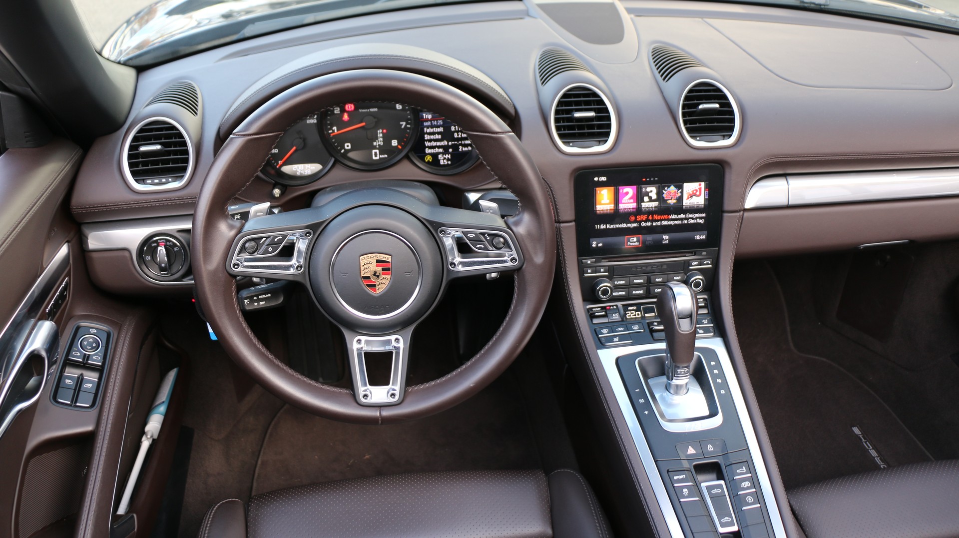 PORSCHE 718 Boxster 2.0 PDK-image-17