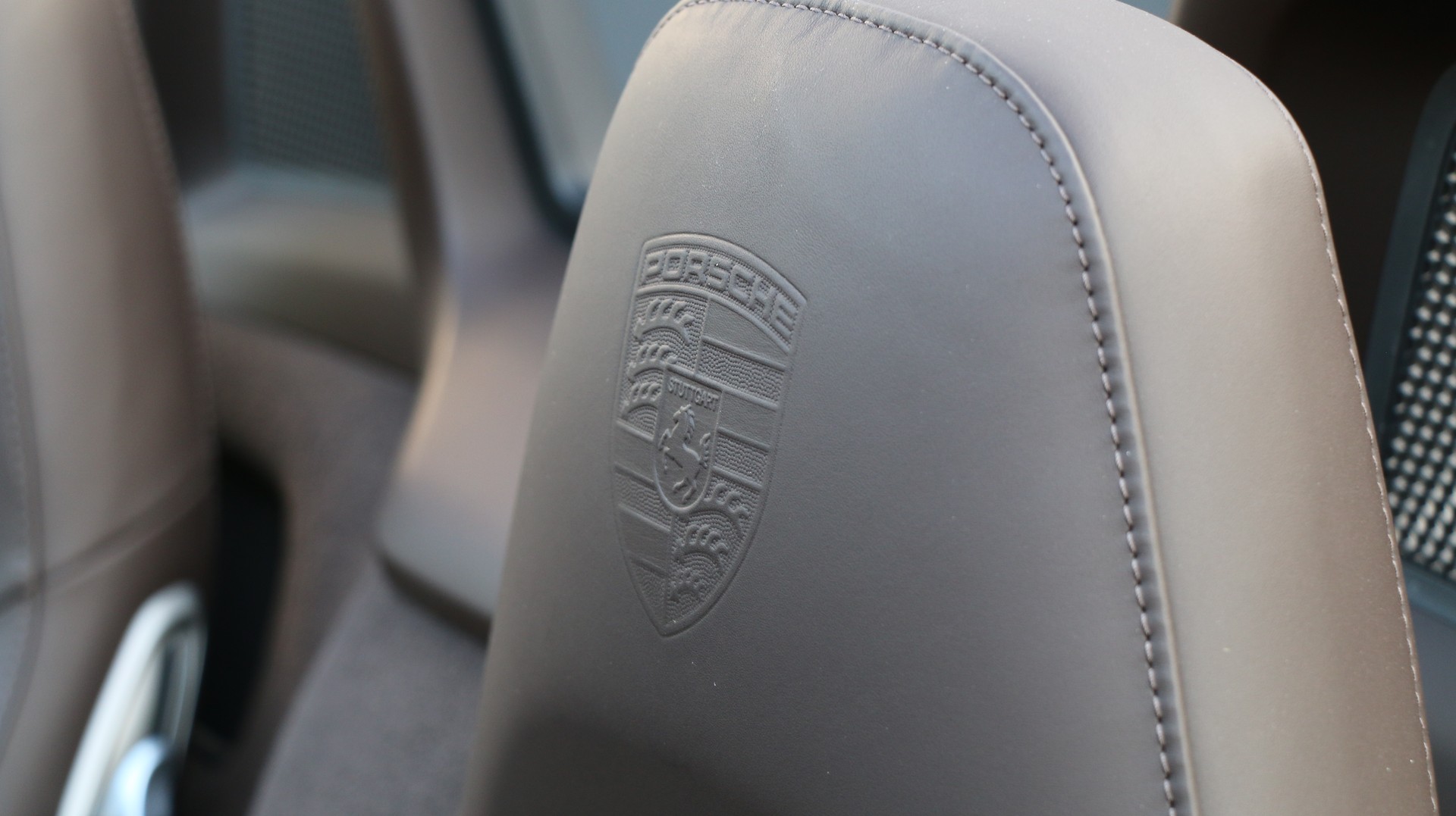 PORSCHE 718 Boxster 2.0 PDK-image-13