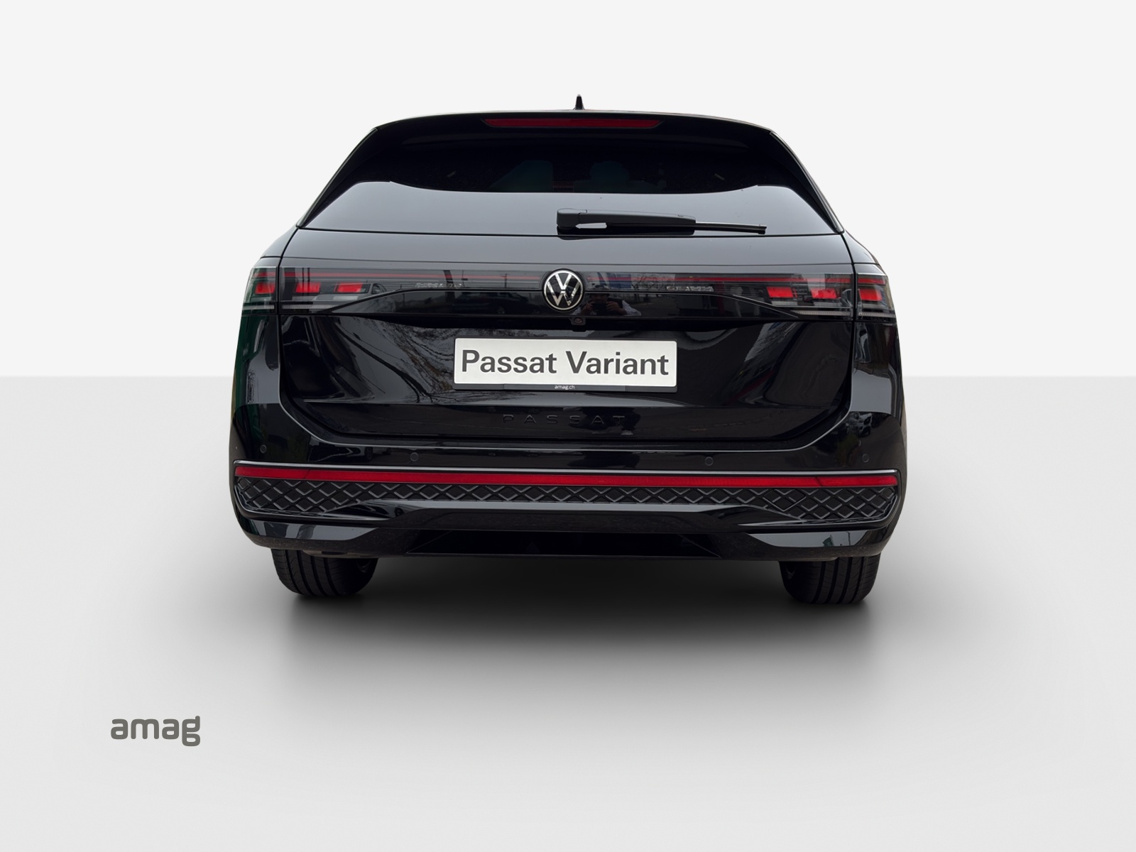 VW Passat Variant 2.0 TSI evo4 R-Line 4 Motion DSG-image-3