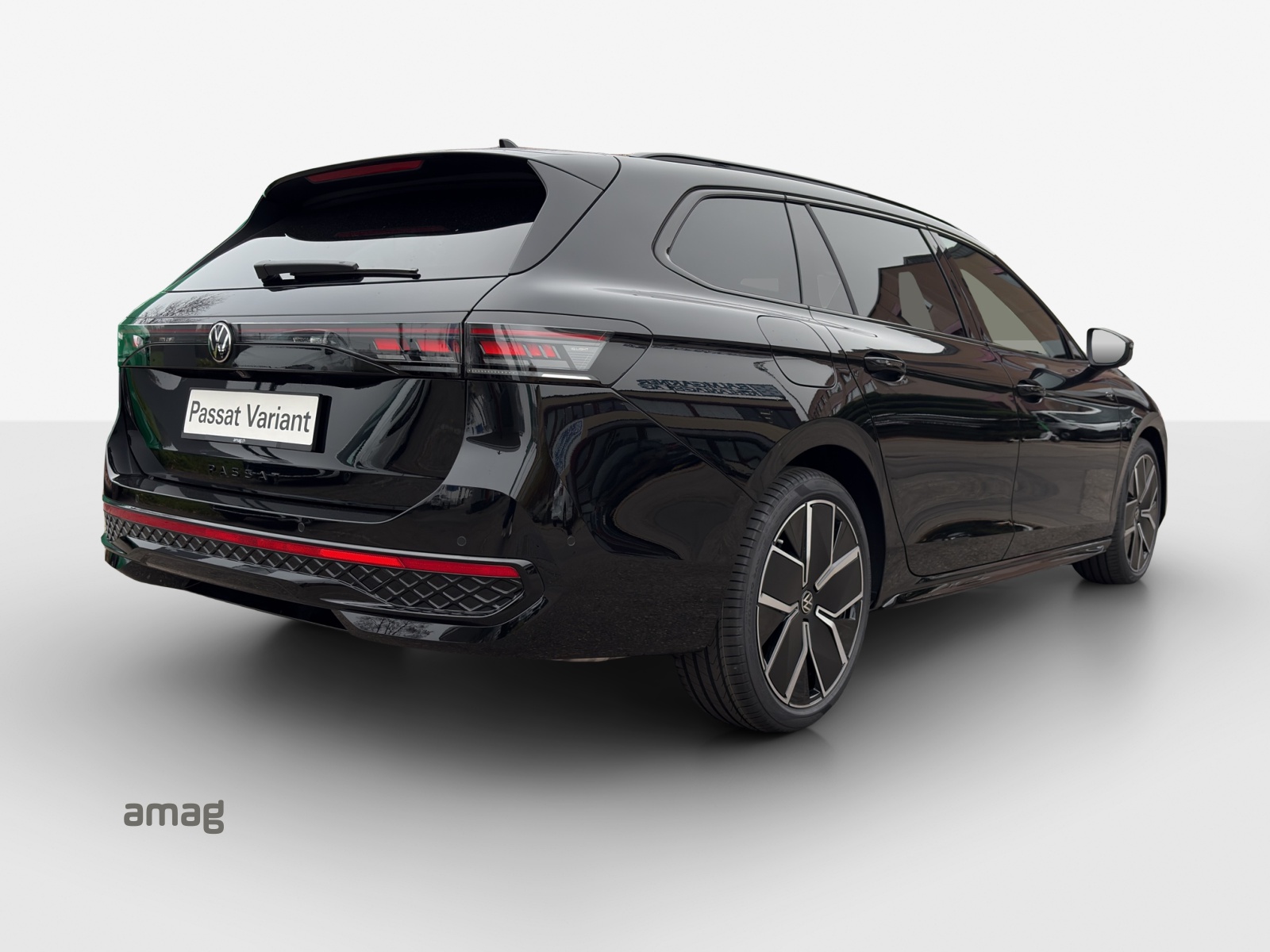 VW Passat Variant 2.0 TSI evo4 R-Line 4 Motion DSG-image-4