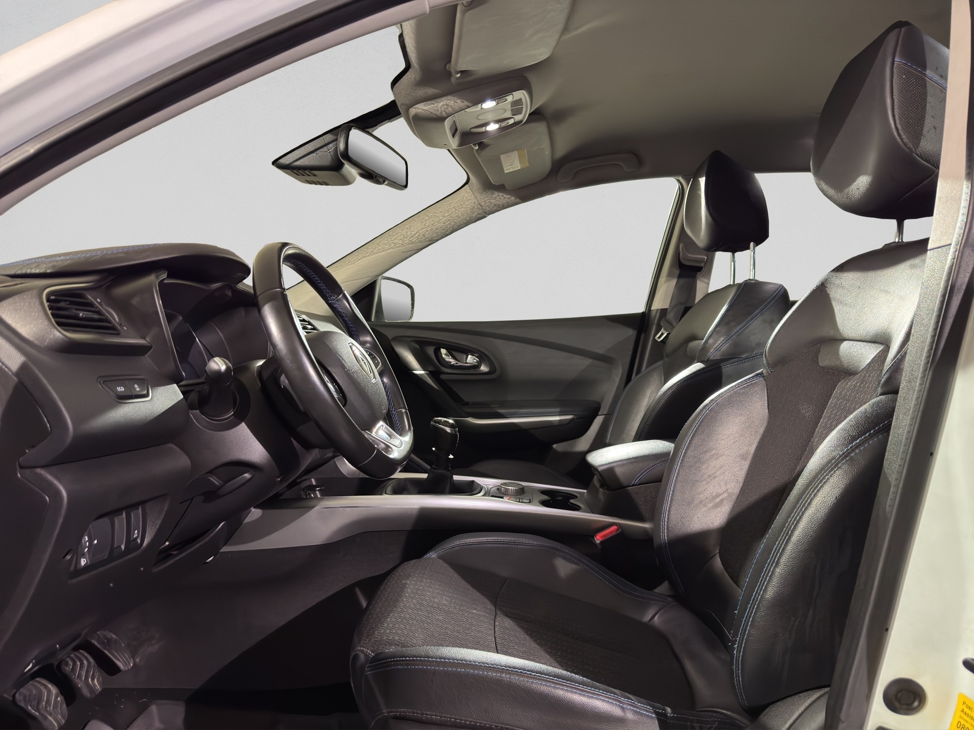RENAULT Kadjar 1.6 dCi Intens 4x4-image-8