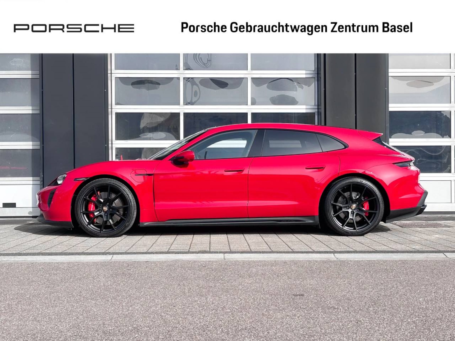 PORSCHE Taycan GTS Sport Turismo-image-1