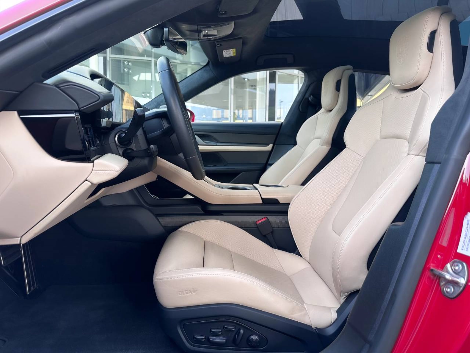 PORSCHE Taycan GTS Sport Turismo-image-17