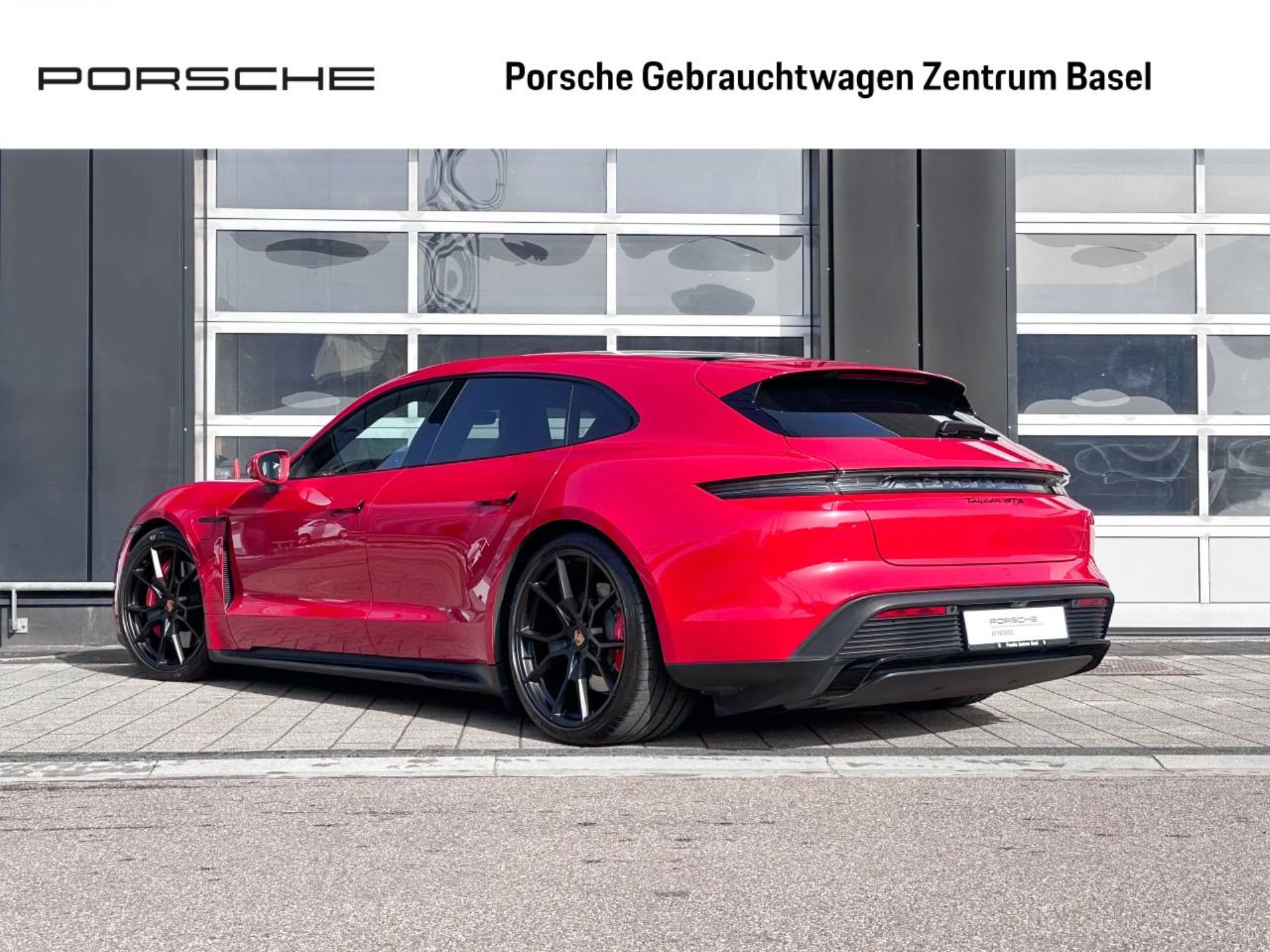PORSCHE Taycan GTS Sport Turismo-image-2