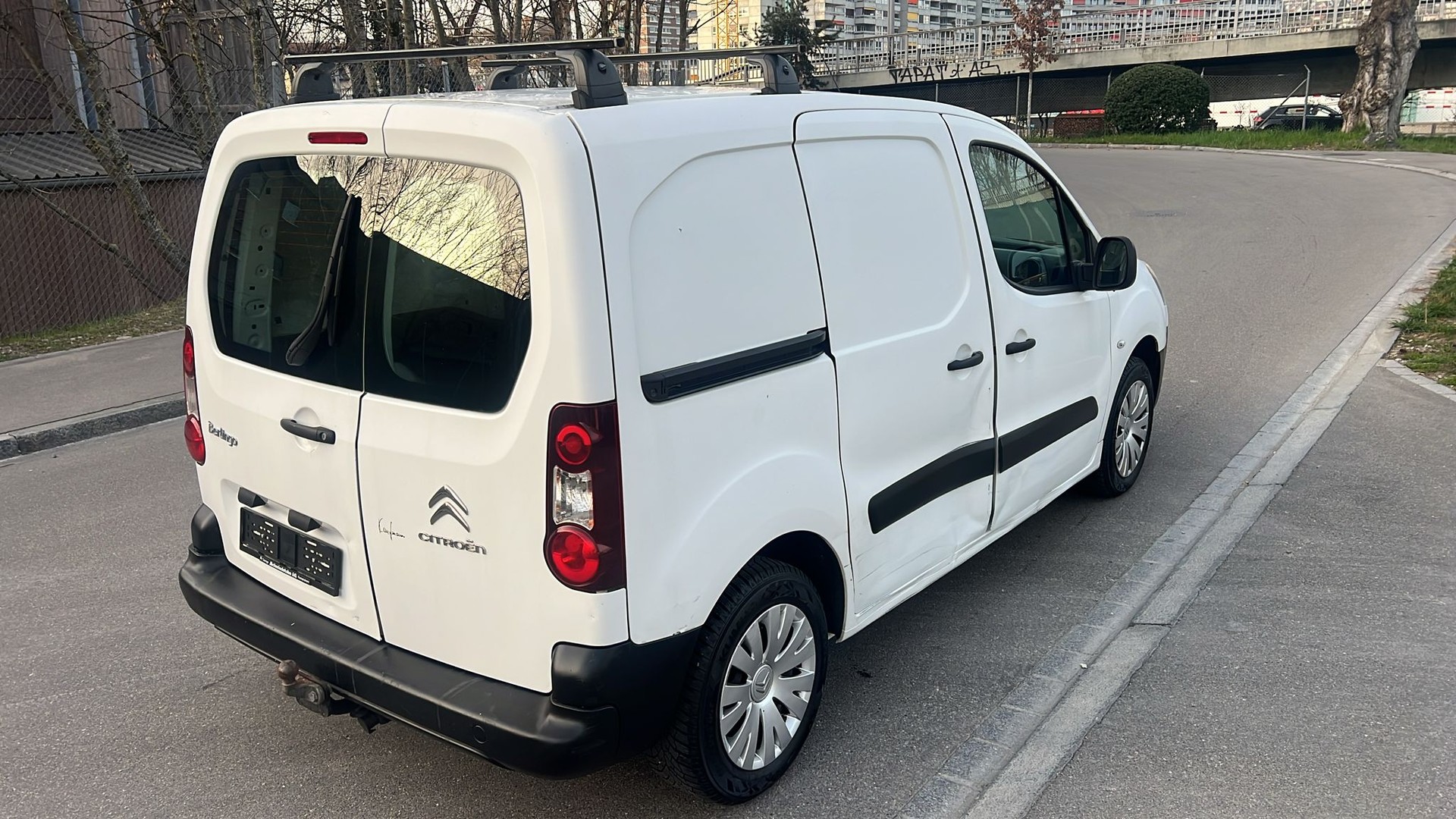 CITROEN Berlingo 1.6VTi 600-image-6