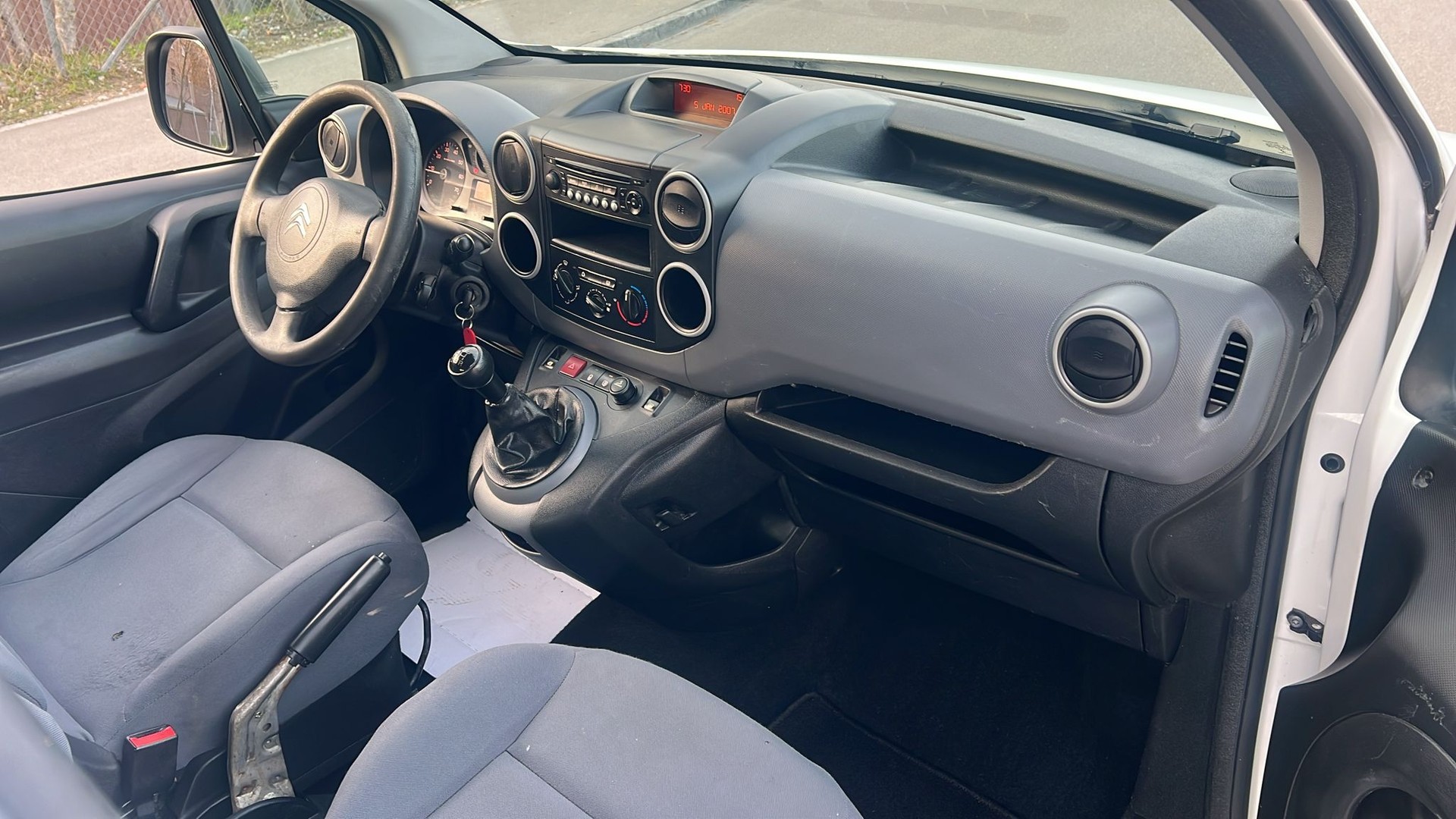 CITROEN Berlingo 1.6VTi 600-image-8