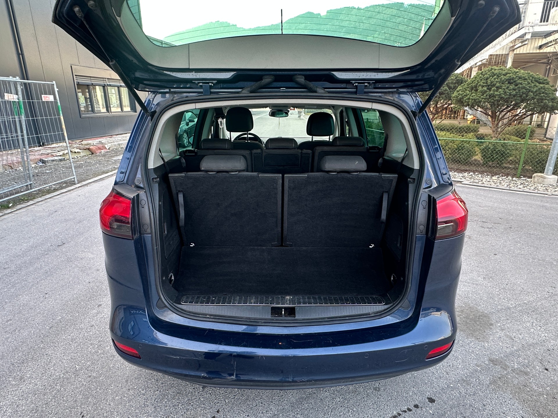 OPEL Zafira Tourer 1.4i 16V Turbo Sport 7 Plätze-image-8