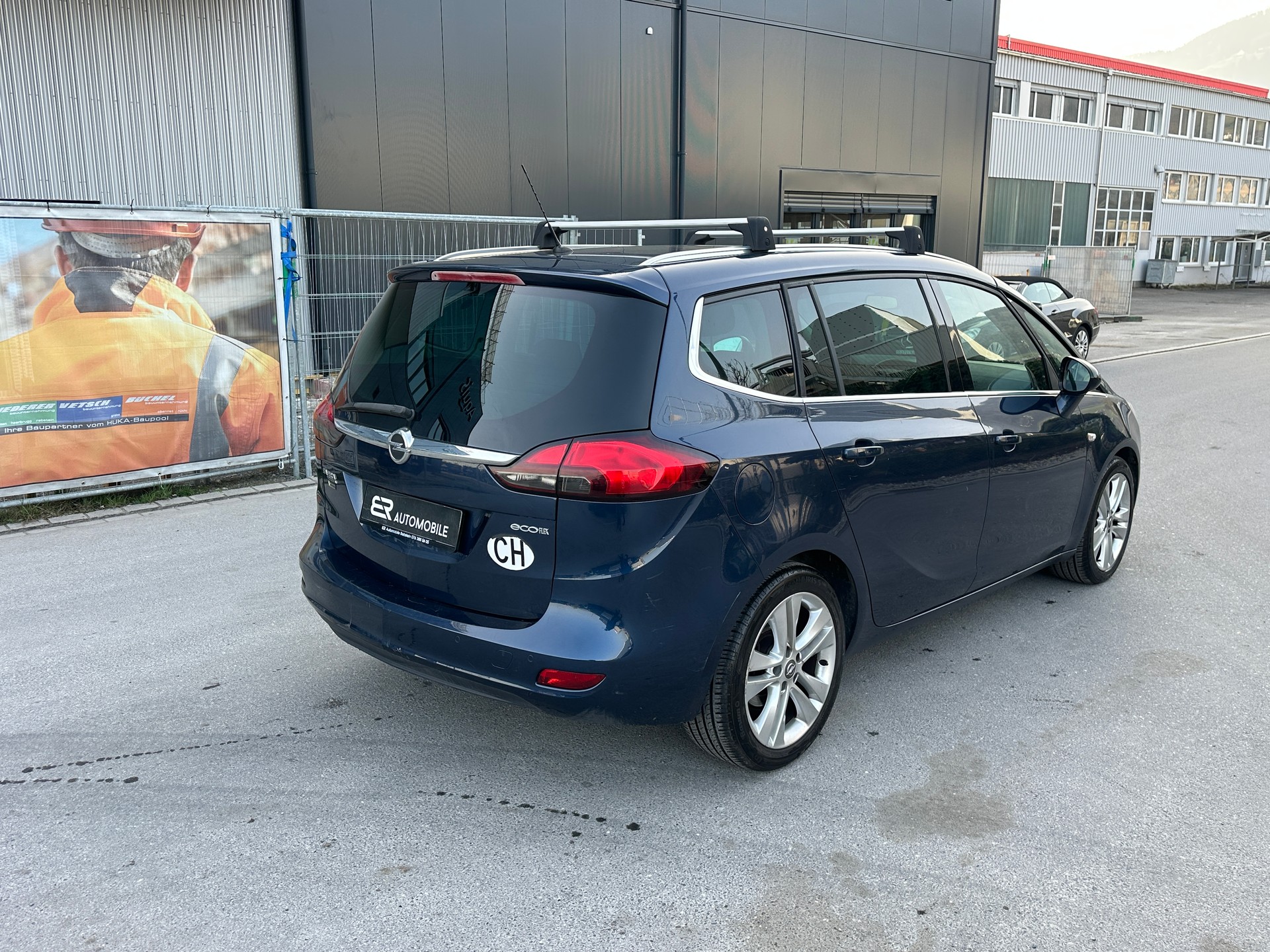 OPEL Zafira Tourer 1.4i 16V Turbo Sport 7 Plätze-image-4