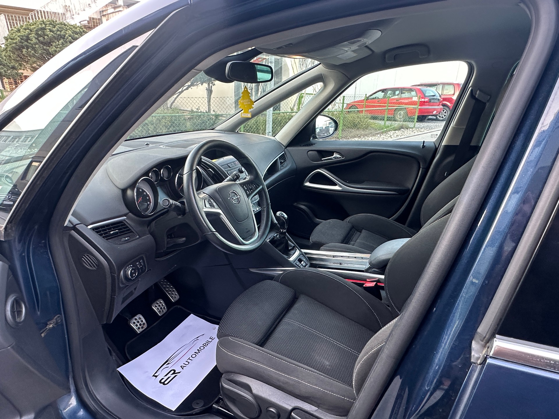 OPEL Zafira Tourer 1.4i 16V Turbo Sport 7 Plätze-image-10
