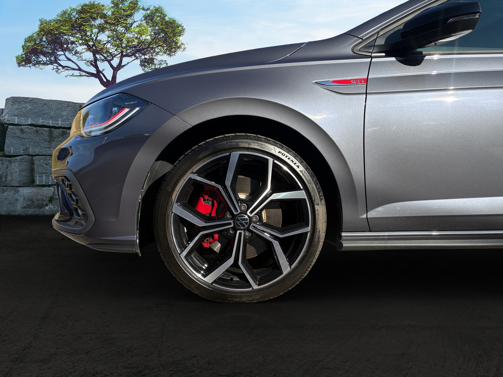 VW Polo 2.0 TSI GTI DSG-image-15