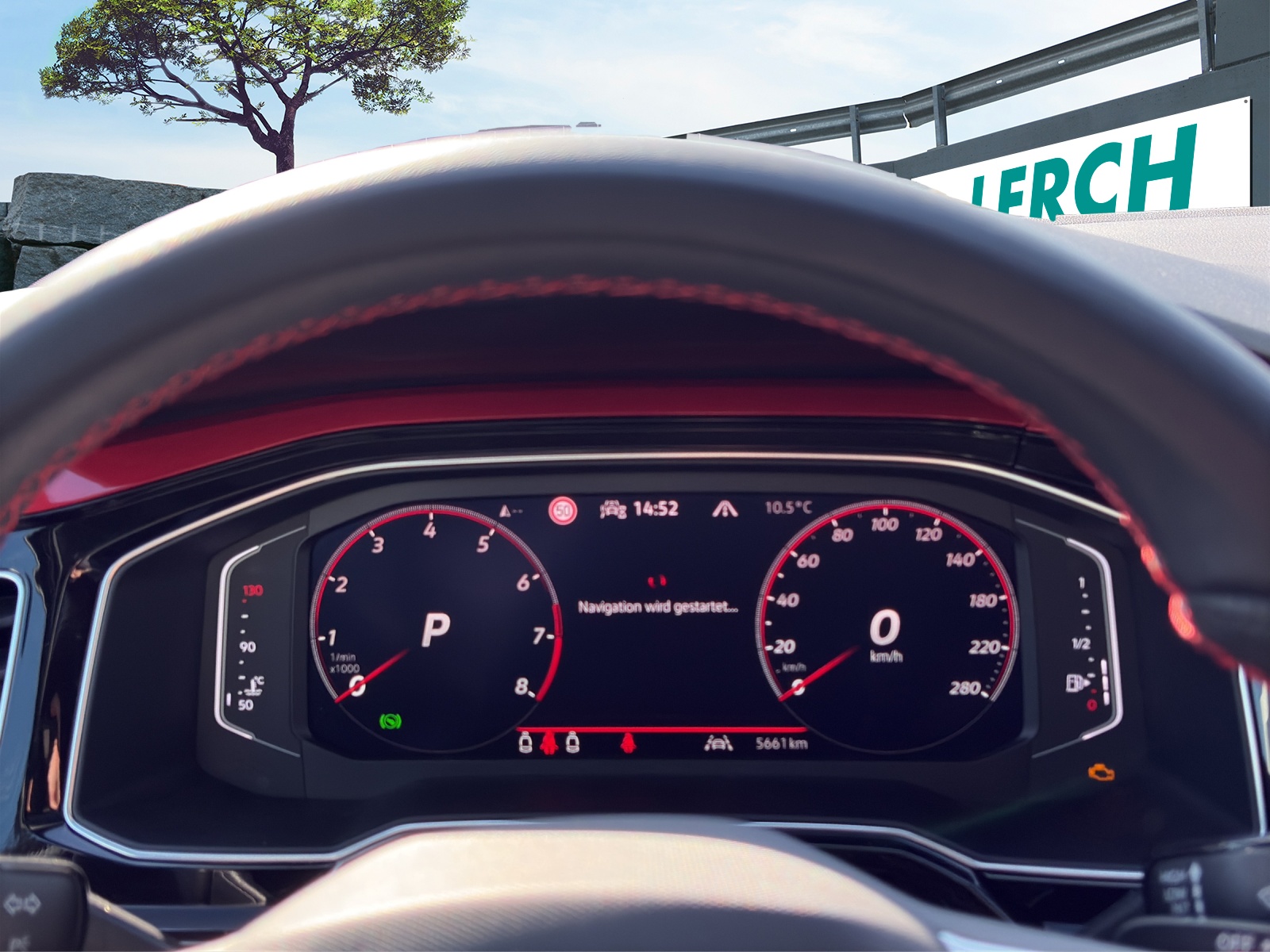 VW Polo 2.0 TSI GTI DSG-image-11