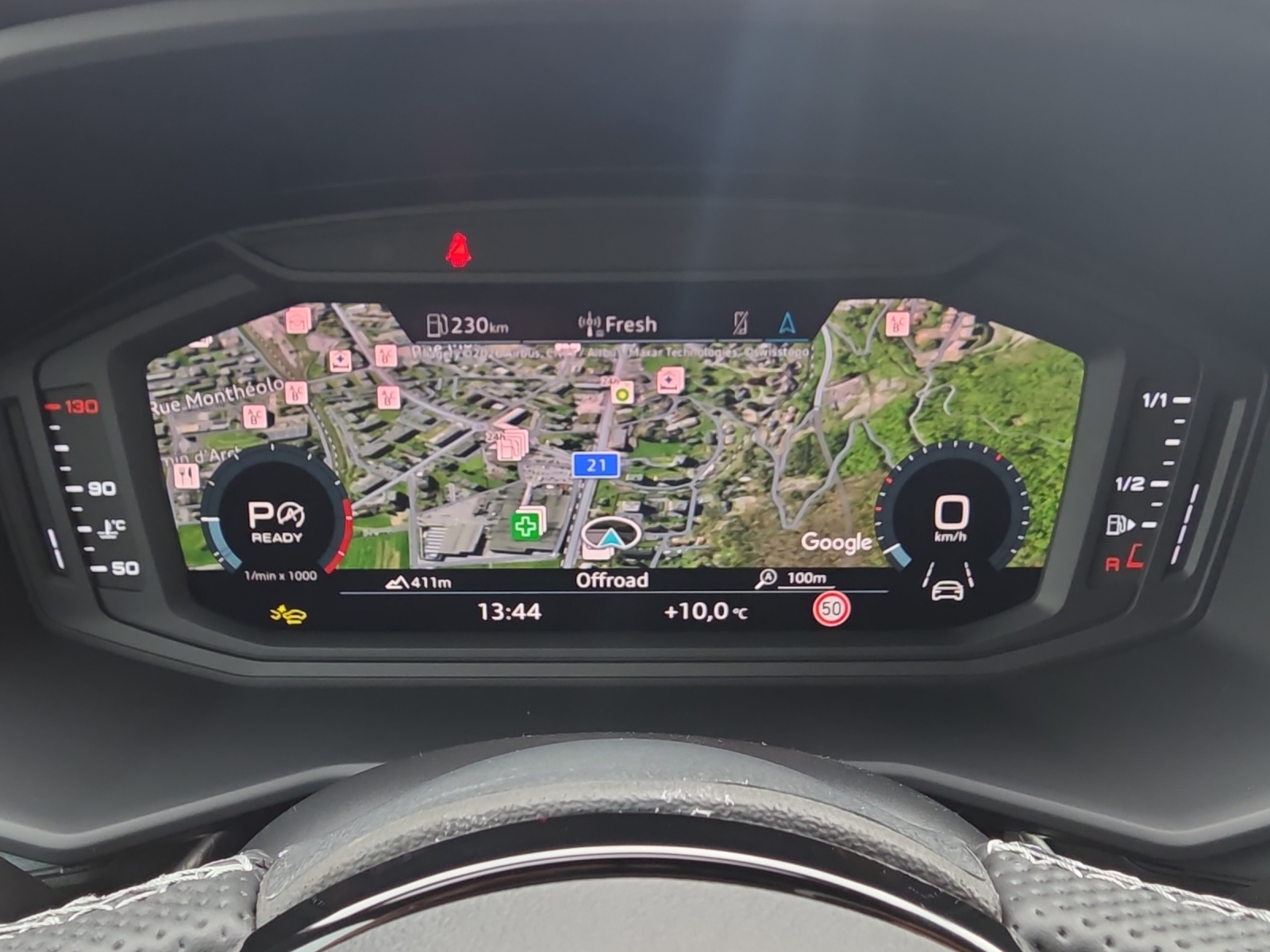 AUDI A1 allstreet 30 TFSI Attraction S-tronic-image-11