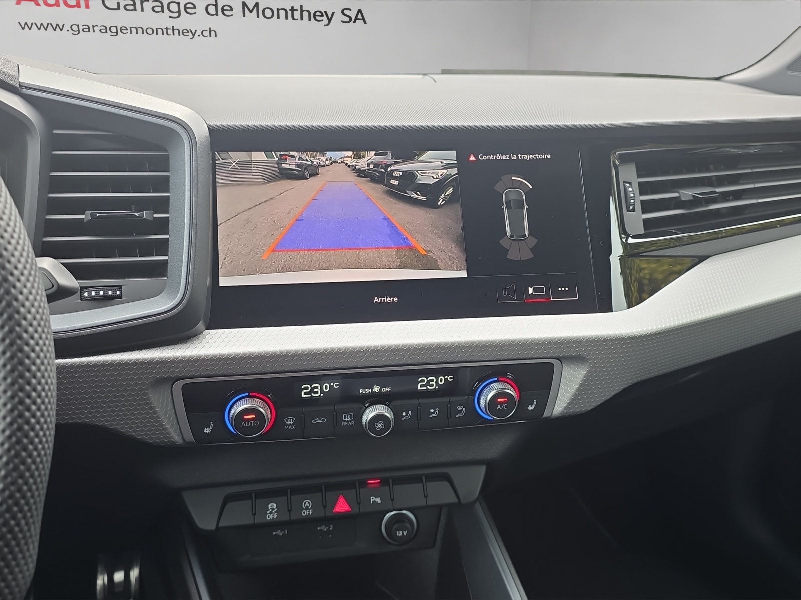 AUDI A1 allstreet 30 TFSI Attraction S-tronic-image-12
