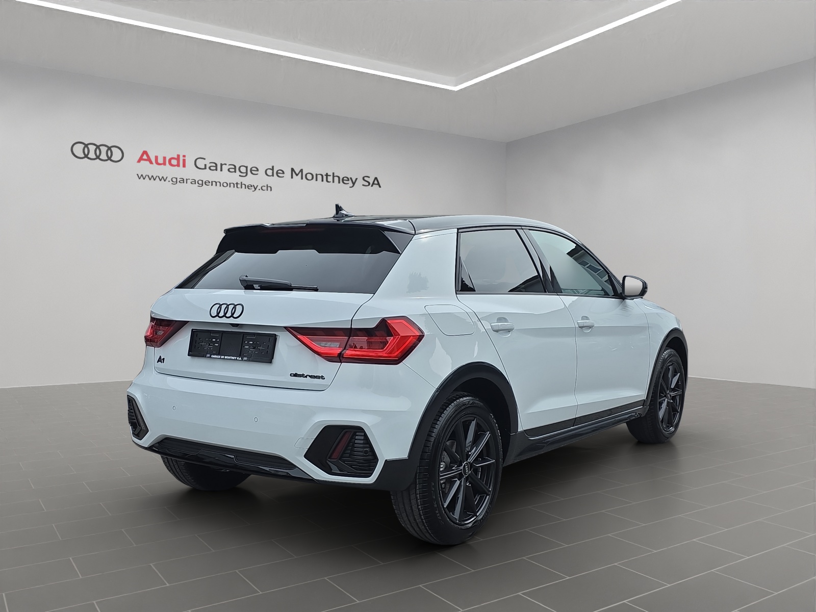 AUDI A1 allstreet 30 TFSI Attraction S-tronic-image-3