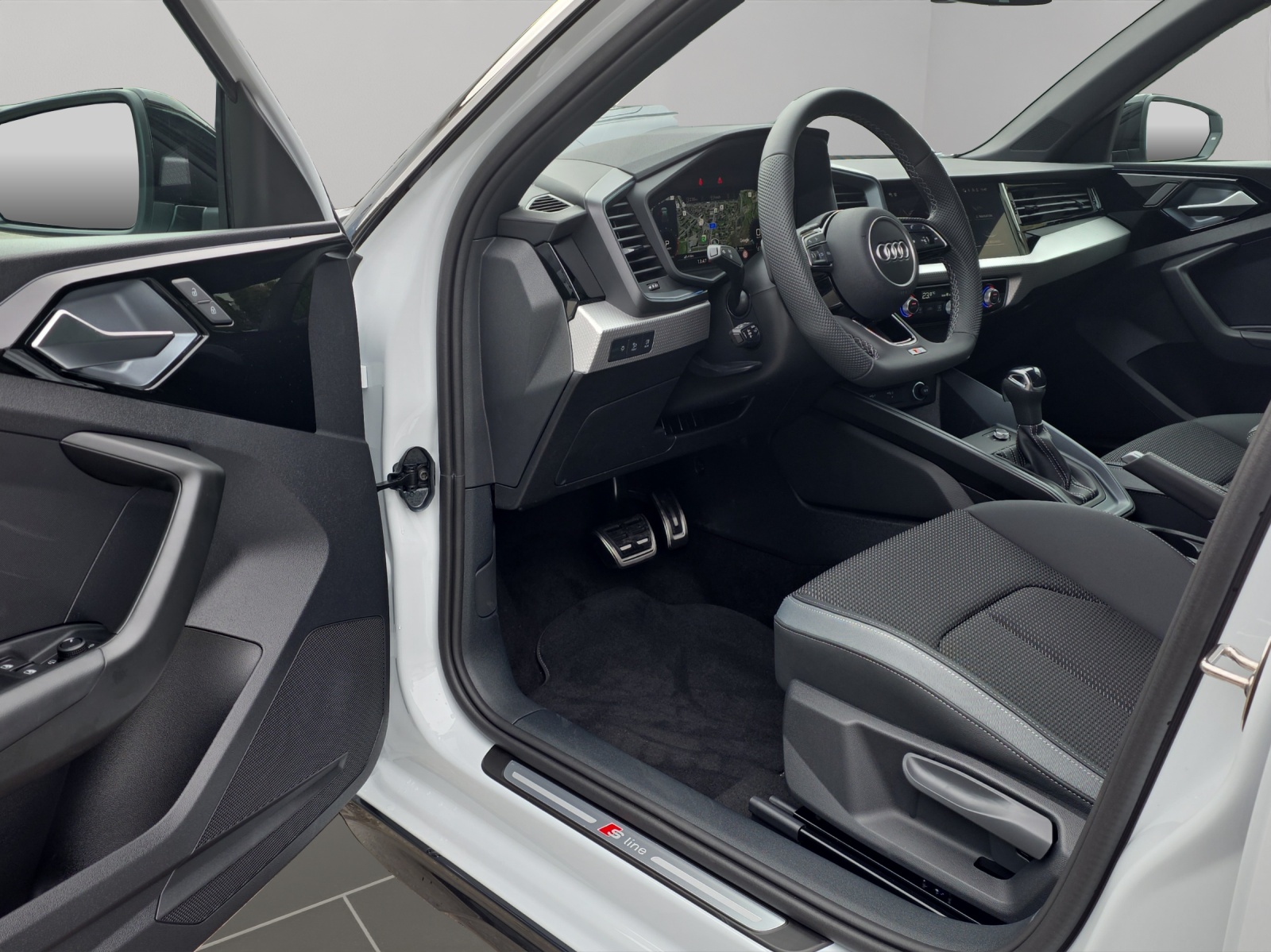 AUDI A1 allstreet 30 TFSI Attraction S-tronic-image-6