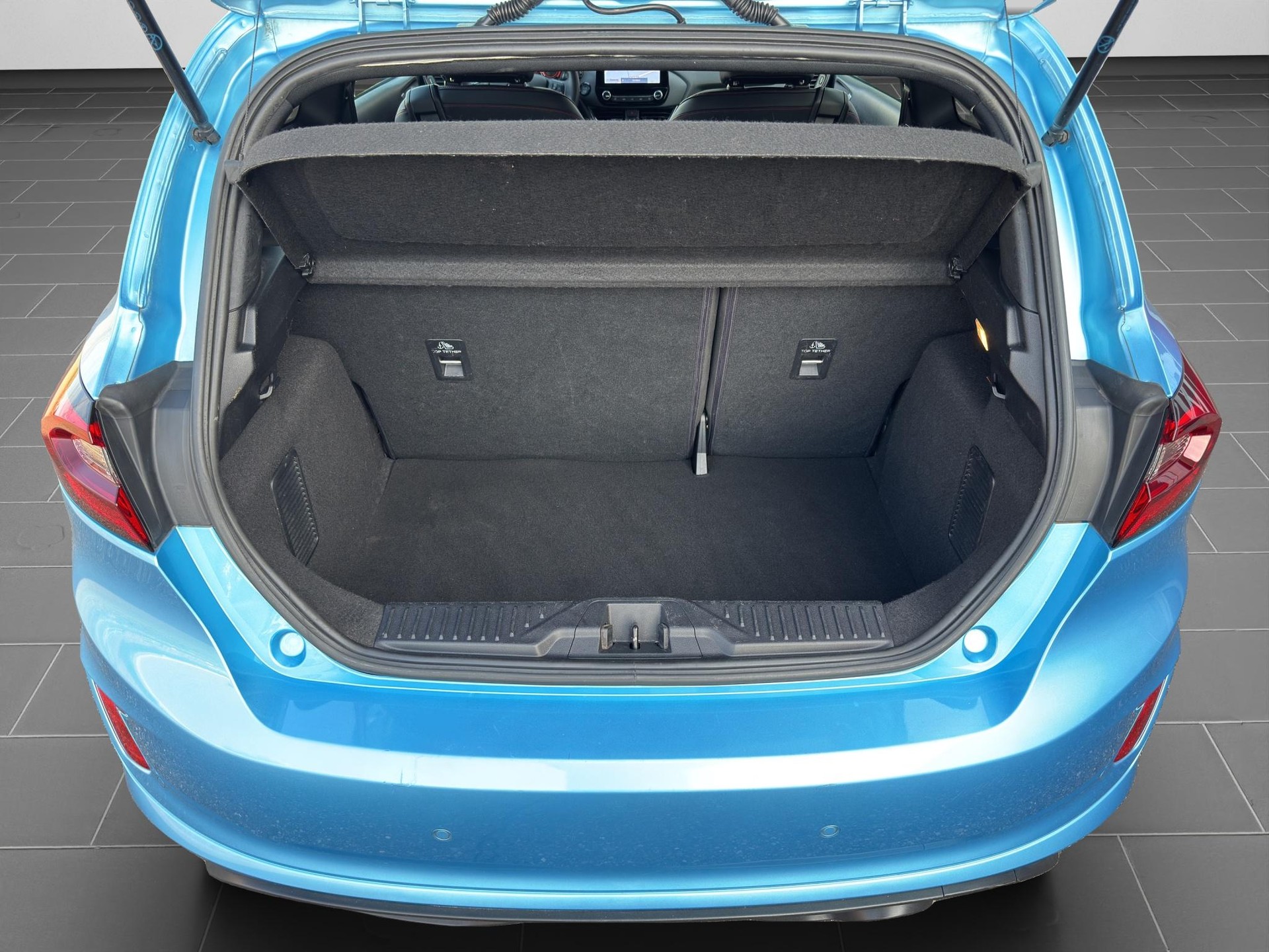 FORD Fiesta 1.0 EcoB Hybrid ST-Line Vignale-image-13